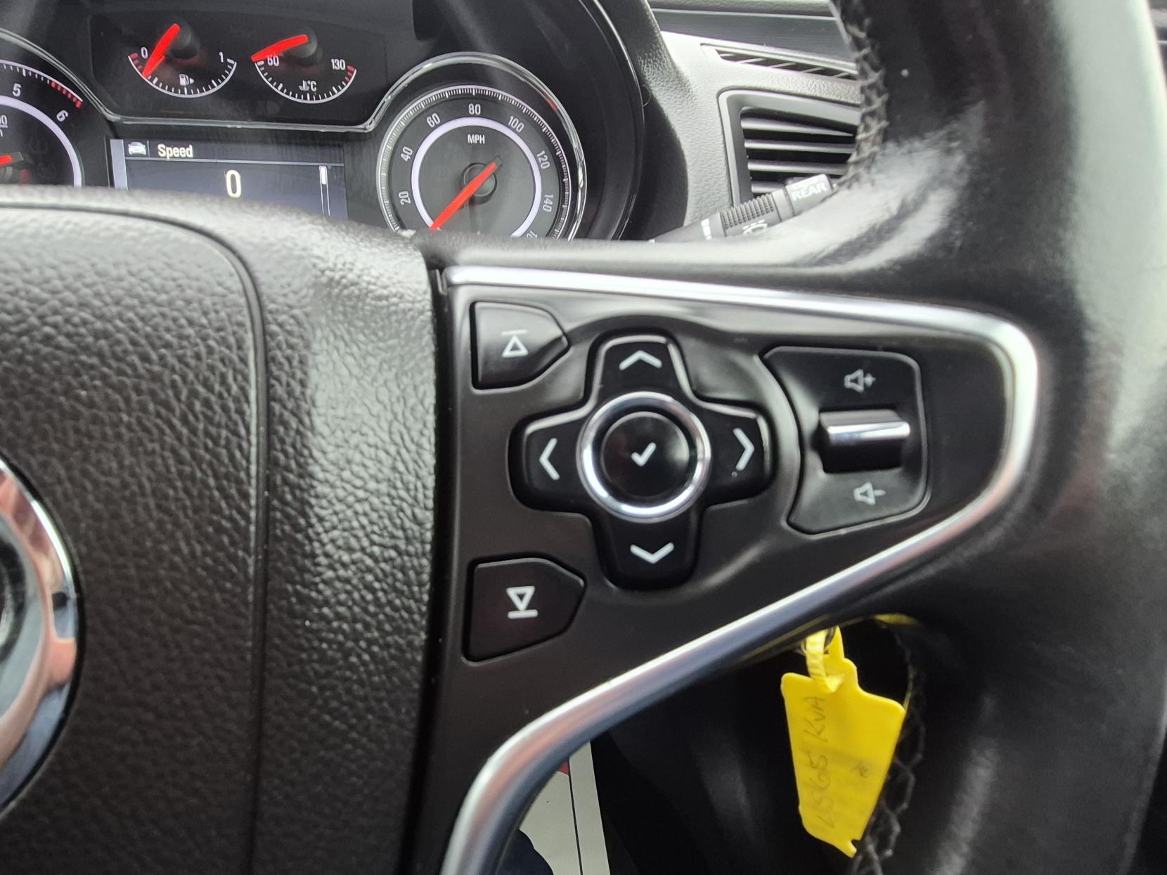 Vauxhall Insignia 2.0 CDTi Elite Nav Sports Tourer 5dr Diesel Auto Euro 6 (170 ps)