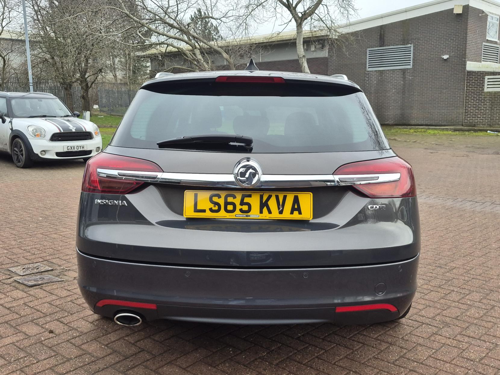 Vauxhall Insignia 2.0 CDTi Elite Nav Sports Tourer 5dr Diesel Auto Euro 6 (170 ps)