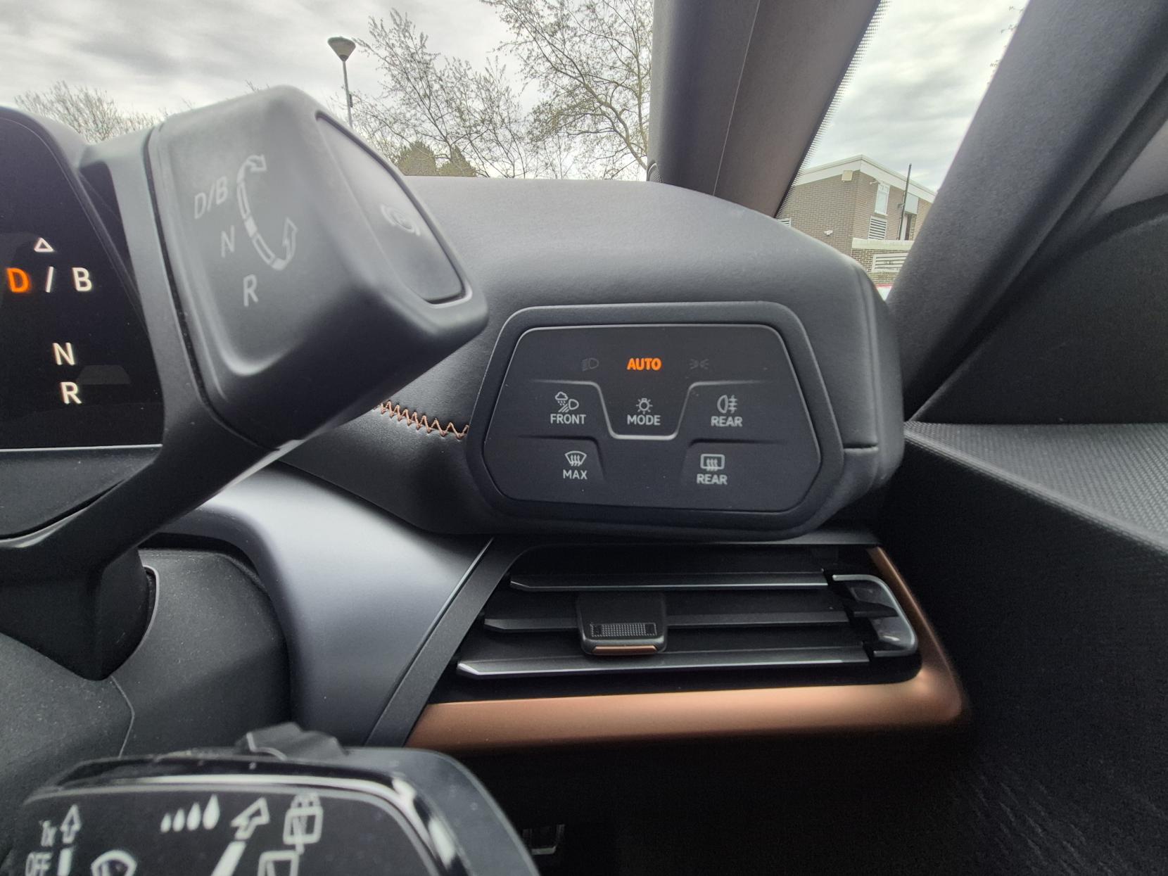 CUPRA Born e-Boost 58kWh V2 Hatchback 5dr Electric Auto (230 ps)