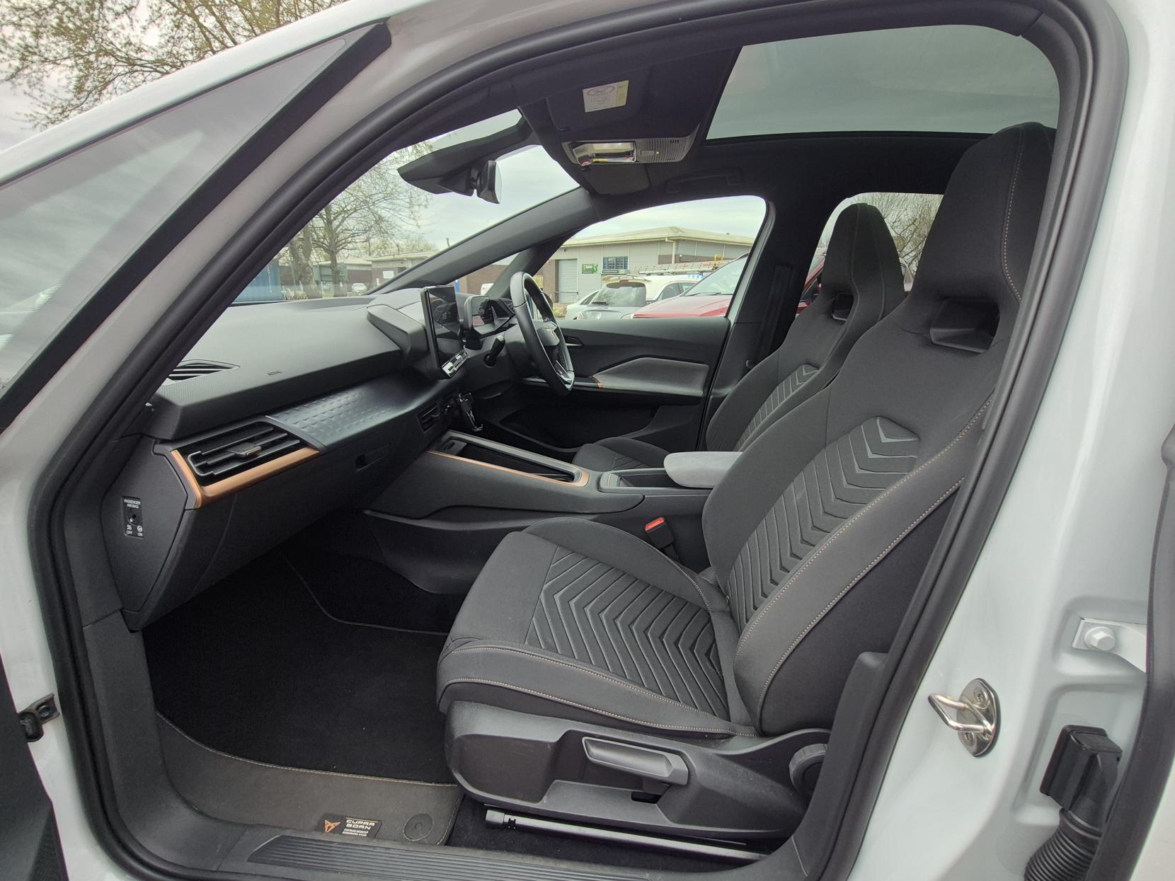 CUPRA Born e-Boost 58kWh V2 Hatchback 5dr Electric Auto (230 ps)