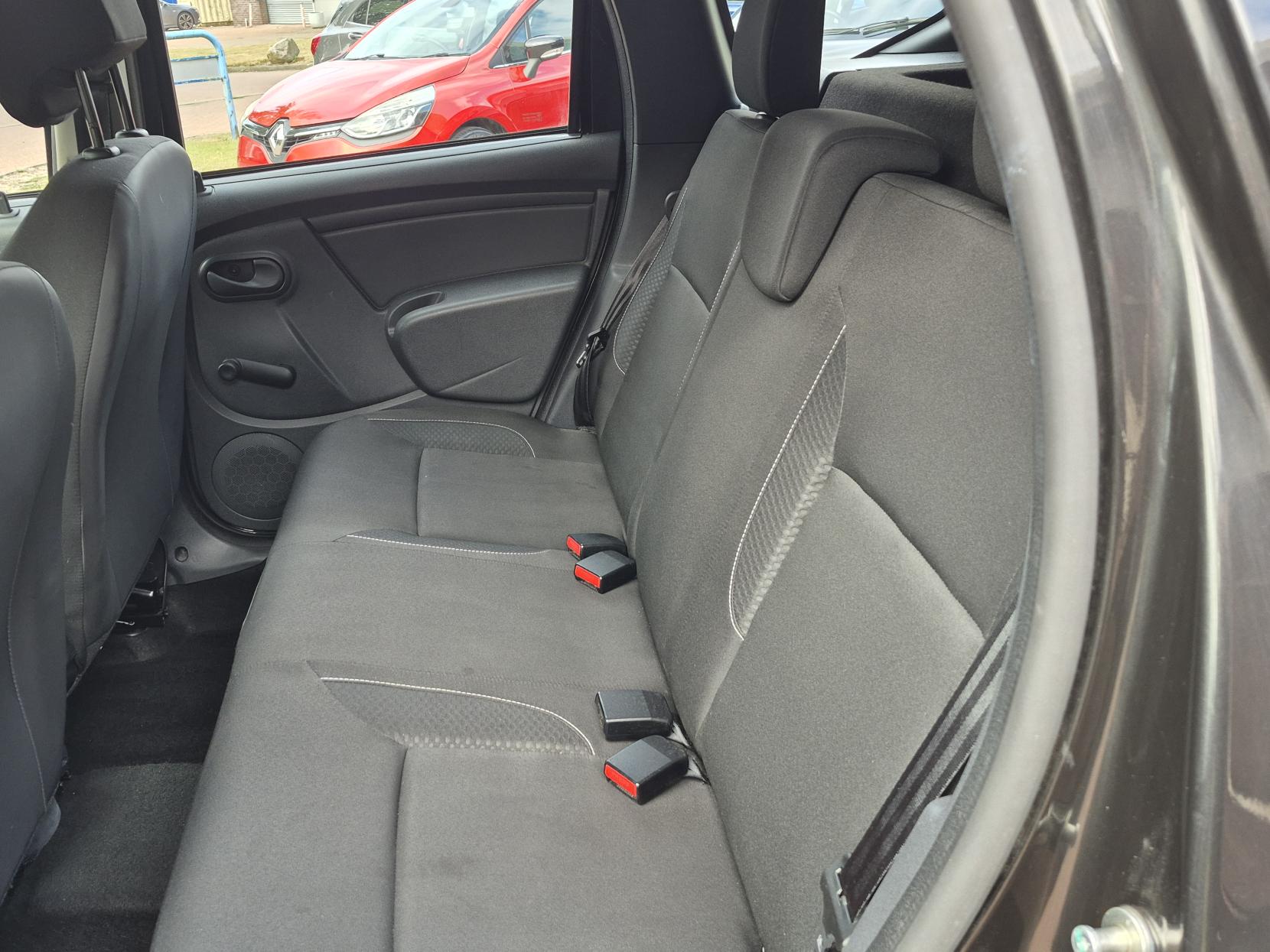 Dacia Duster 1.6 SCe Ambiance SUV 5dr Petrol Manual Euro 6 (s/s) (115 ps)