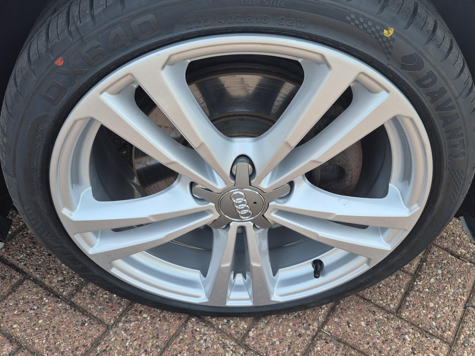Audi A3 2.0 TDI S line Sportback 5dr Diesel S Tronic quattro Euro 6 (s/s) (Nav) (184 ps)
