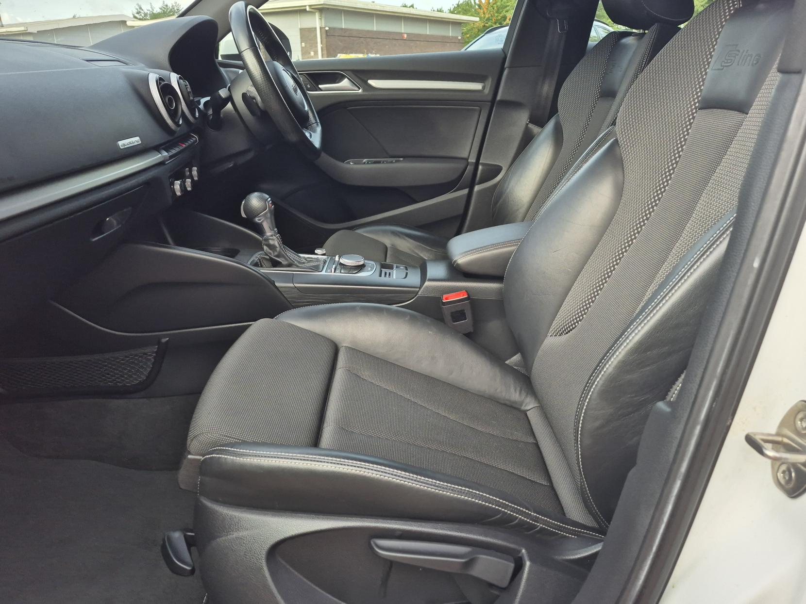 Audi A3 2.0 TDI S line Sportback 5dr Diesel S Tronic quattro Euro 6 (s/s) (Nav) (184 ps)