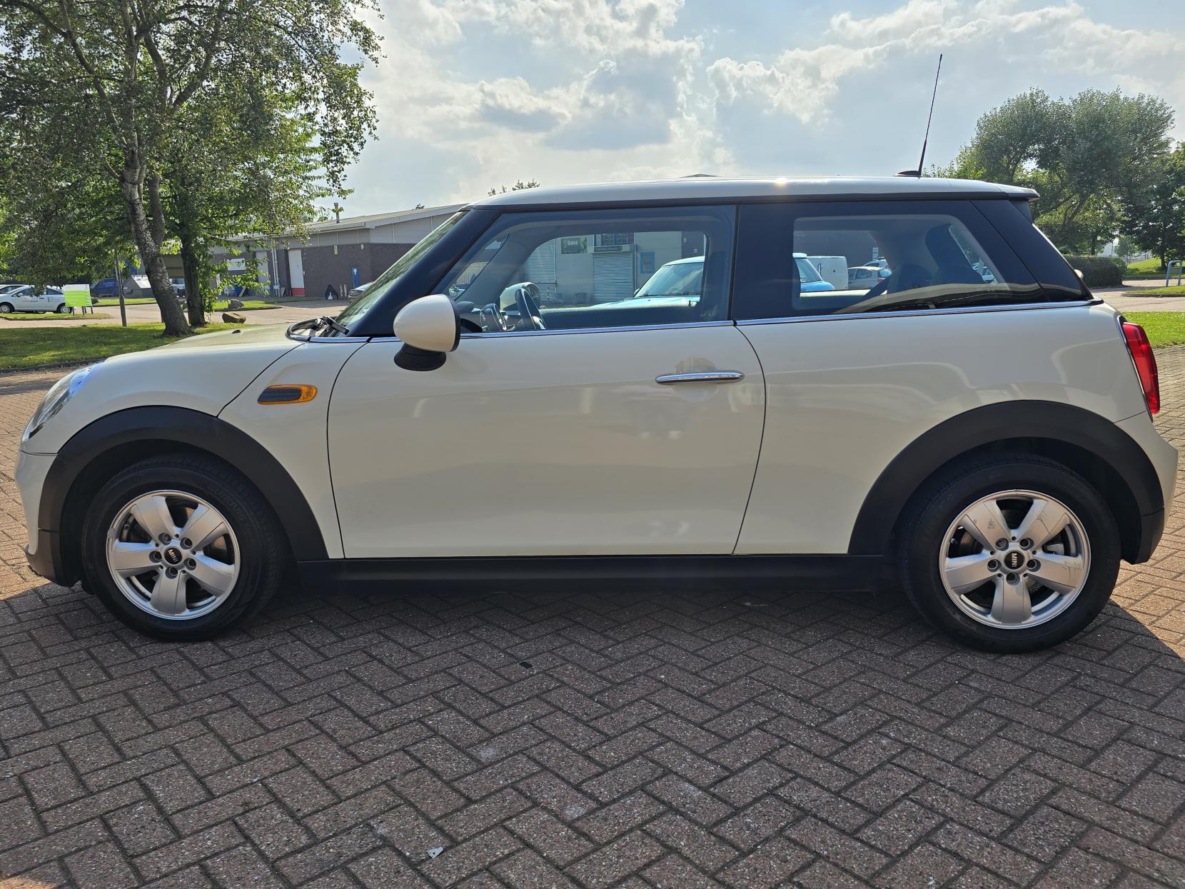 MINI Hatch 1.2 One Hatchback 3dr Petrol Manual Euro 6 (s/s) (102 ps)