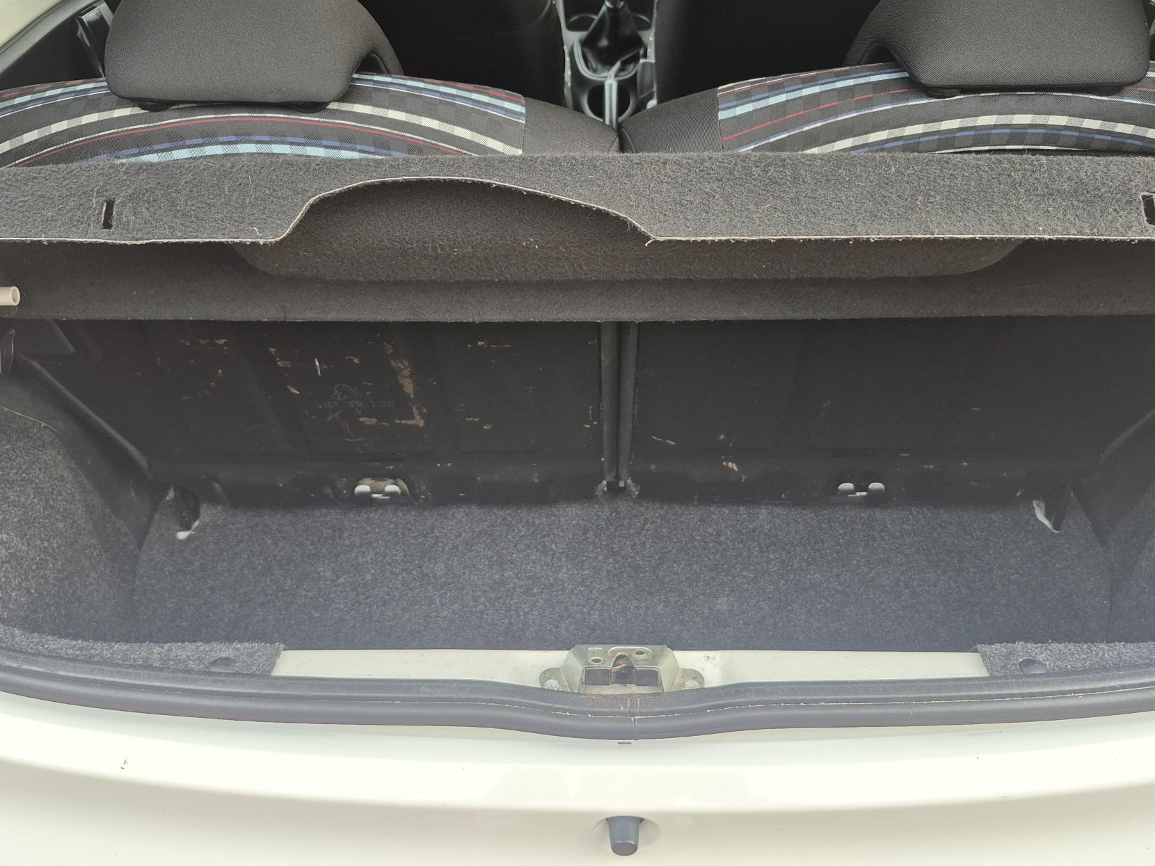 Citroen C1 1.0i Platinum Hatchback 5dr Petrol Manual Euro 5 (68 ps)