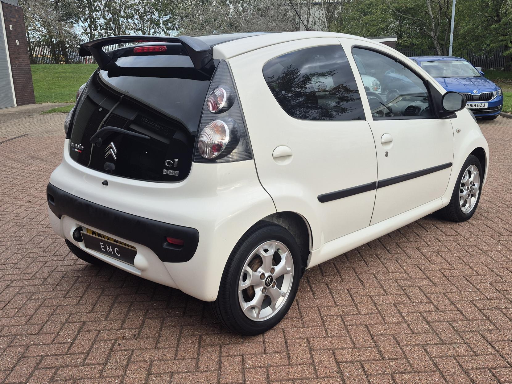 Citroen C1 1.0i Platinum Hatchback 5dr Petrol Manual Euro 5 (68 ps)