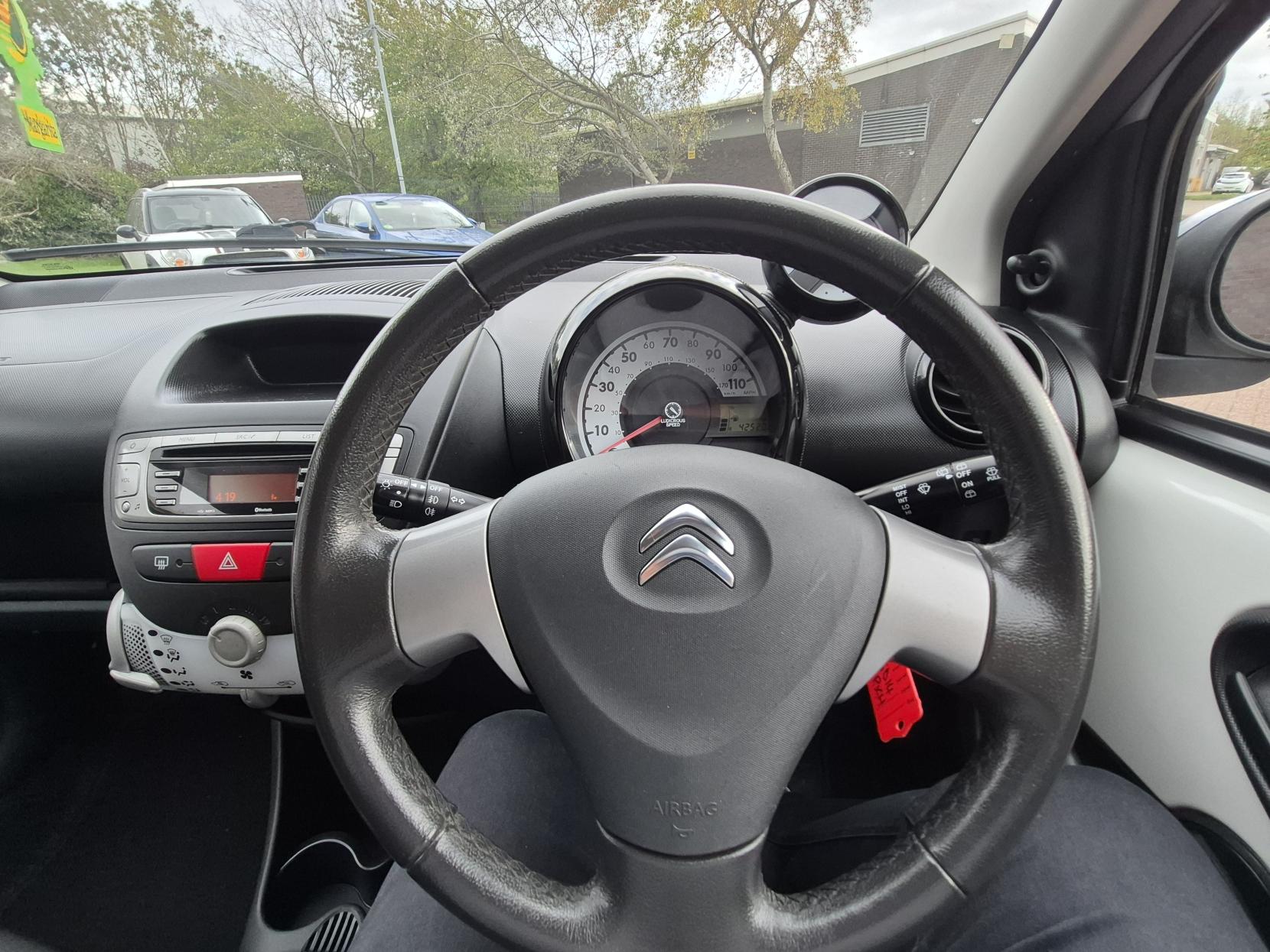 Citroen C1 1.0i Platinum Hatchback 5dr Petrol Manual Euro 5 (68 ps)