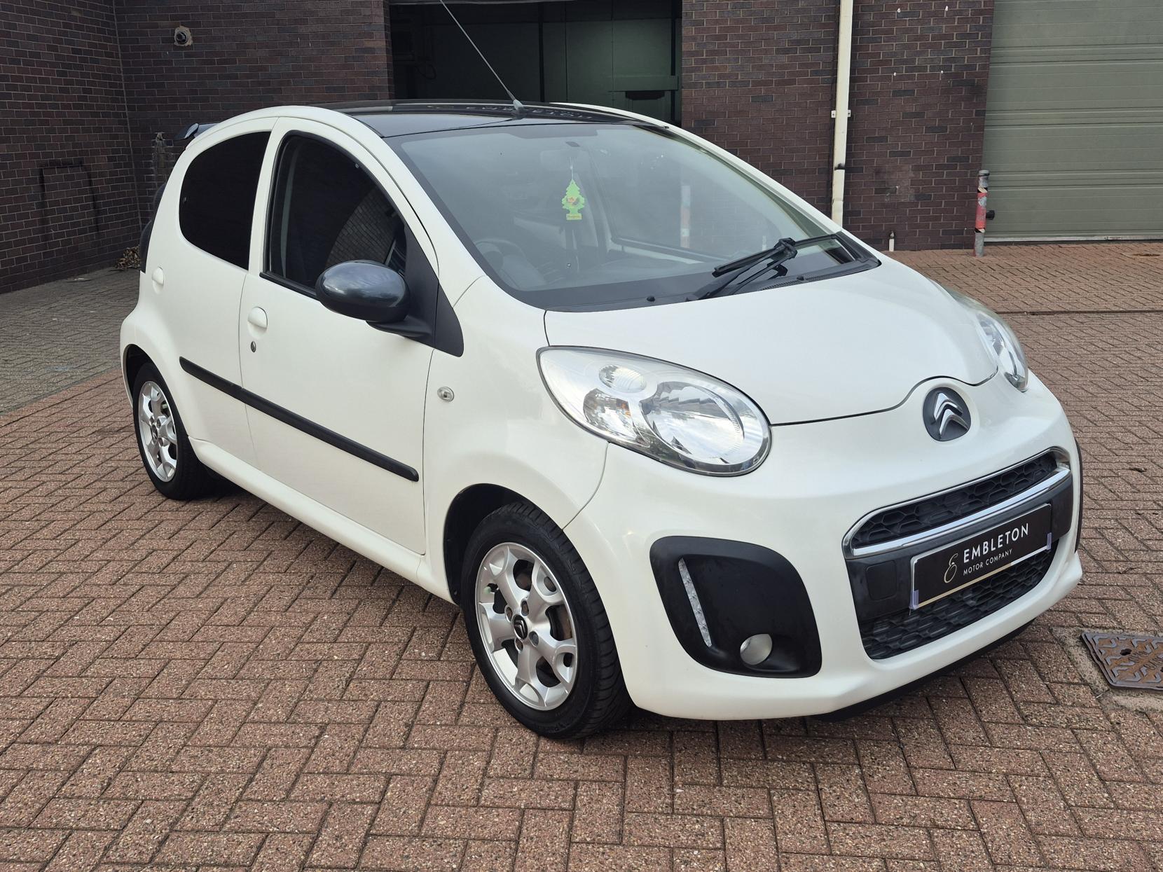 Citroen C1 1.0i Platinum Hatchback 5dr Petrol Manual Euro 5 (68 ps)