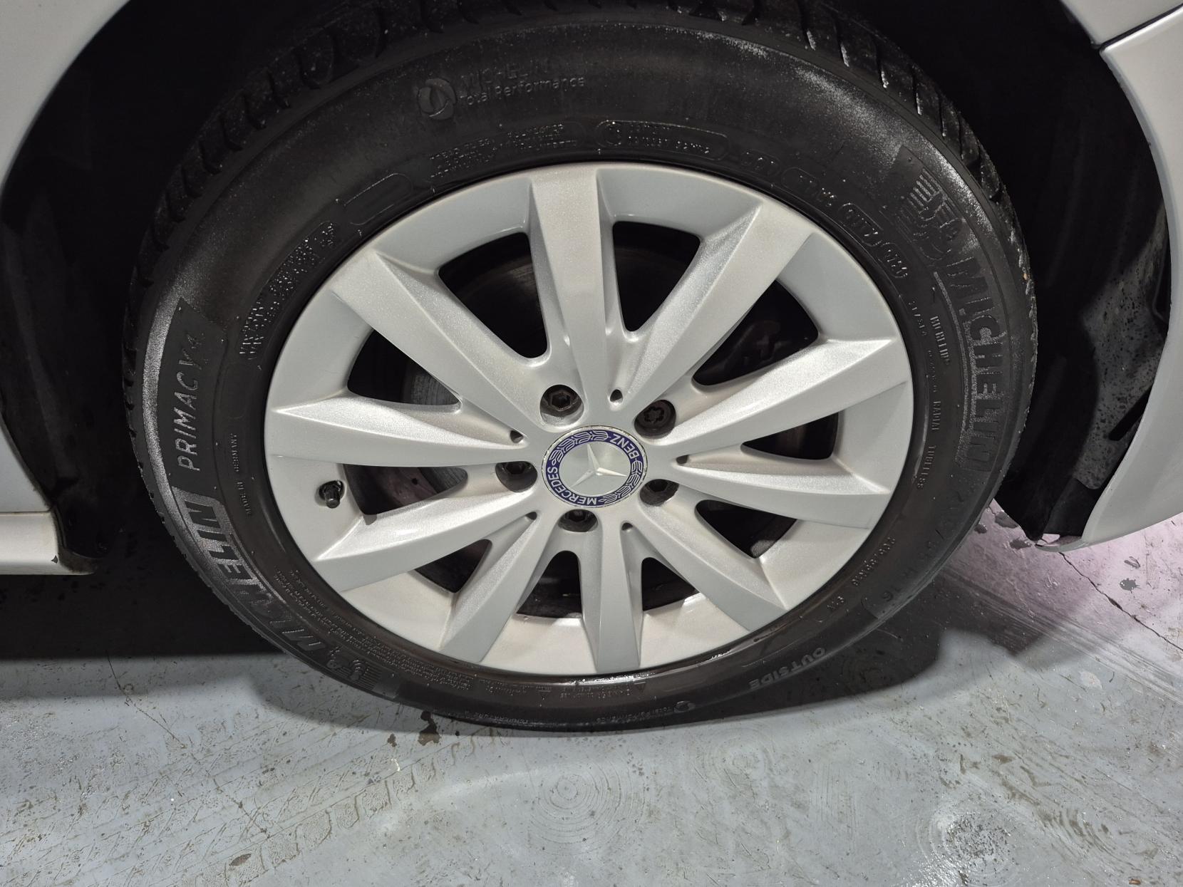 Mercedes-Benz A Class 1.5 A180 CDI SE Hatchback 5dr Diesel 7G-DCT Euro 5 (s/s) (109 ps)