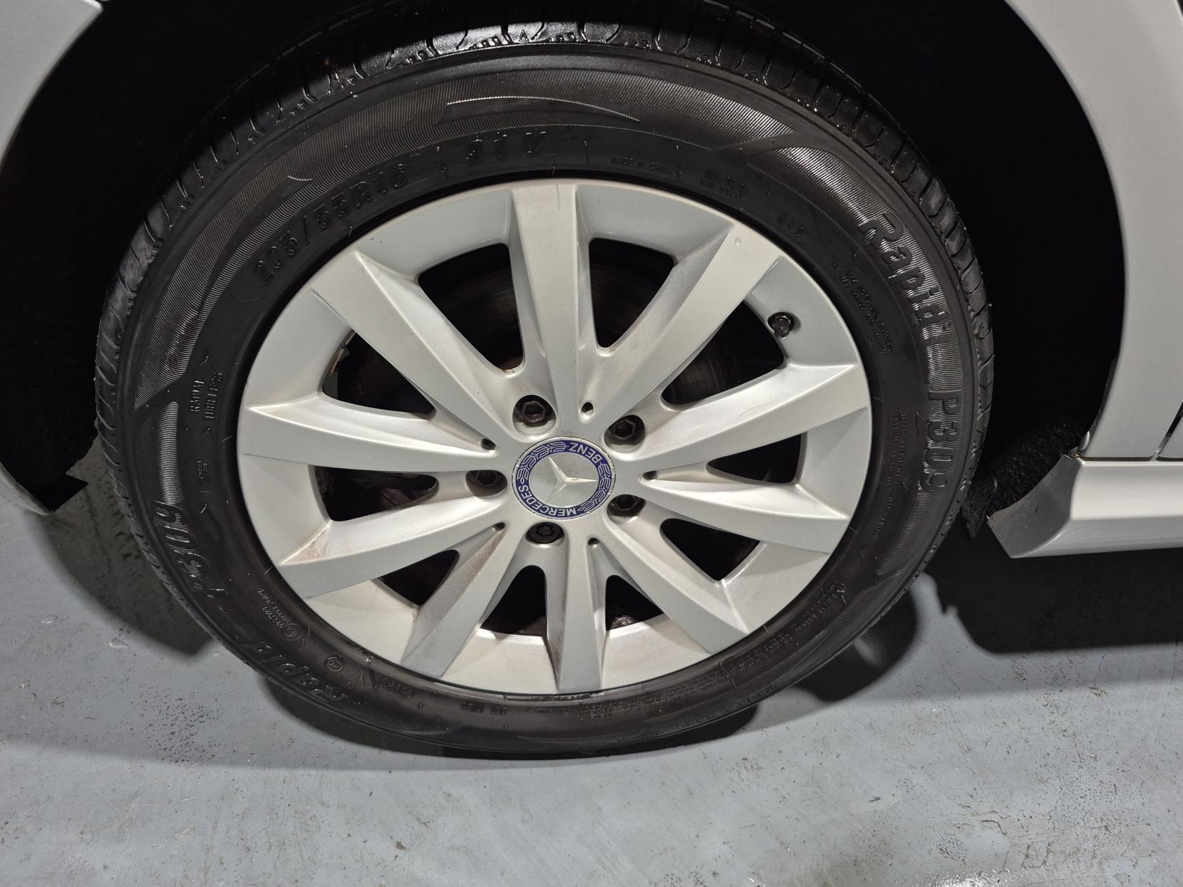 Mercedes-Benz A Class 1.5 A180 CDI SE Hatchback 5dr Diesel 7G-DCT Euro 5 (s/s) (109 ps)