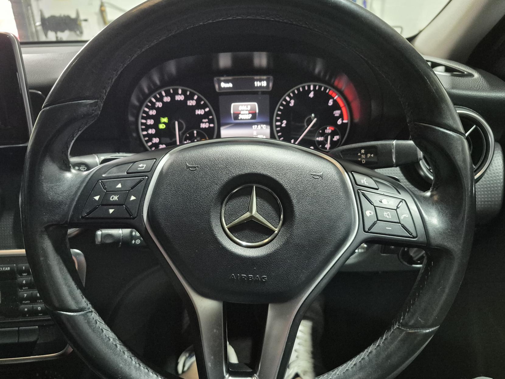 Mercedes-Benz A Class 1.5 A180 CDI SE Hatchback 5dr Diesel 7G-DCT Euro 5 (s/s) (109 ps)