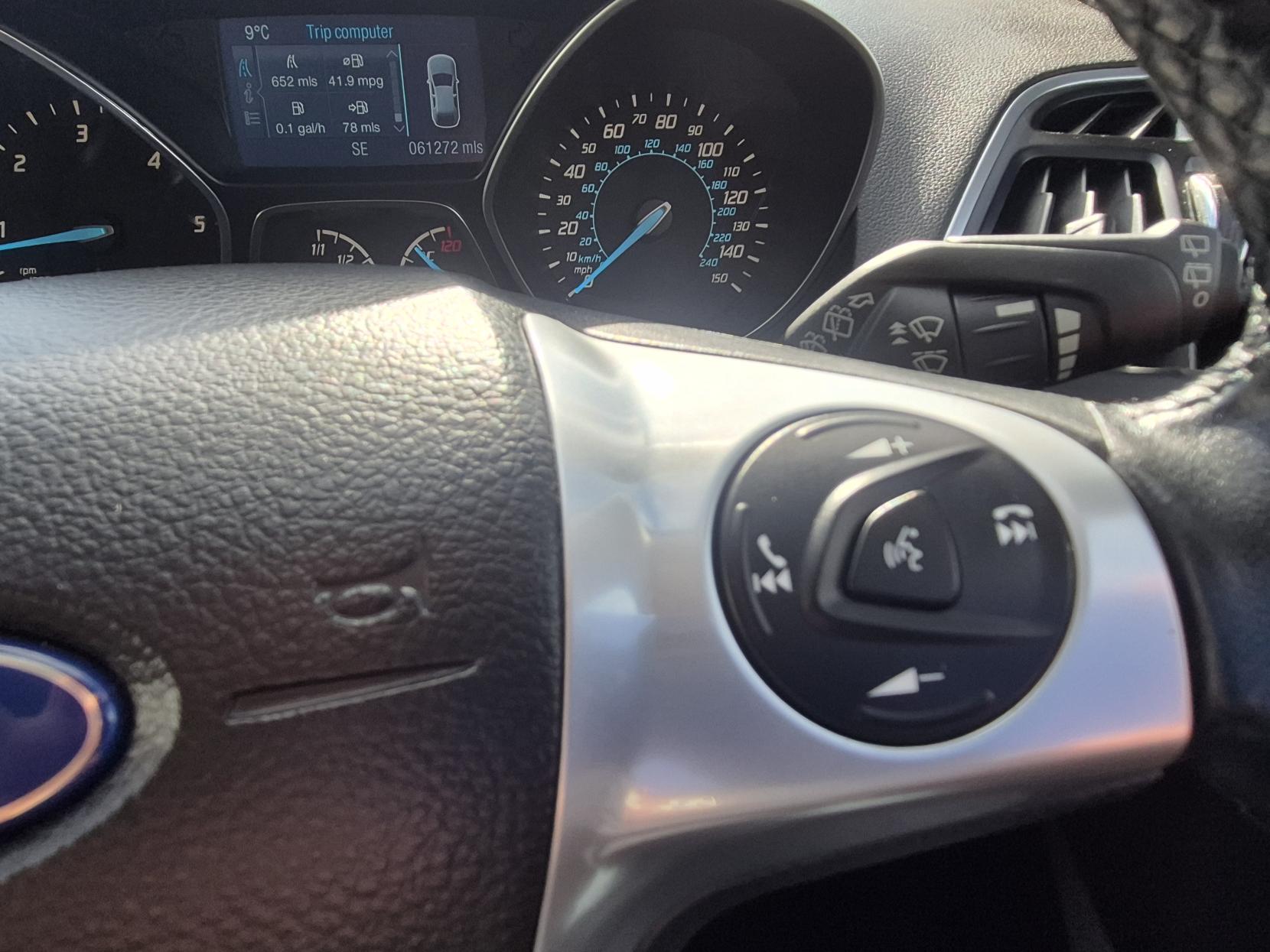 Ford Kuga 2.0 TDCi Titanium SUV 5dr Diesel Manual 2WD Euro 5 (140 ps)