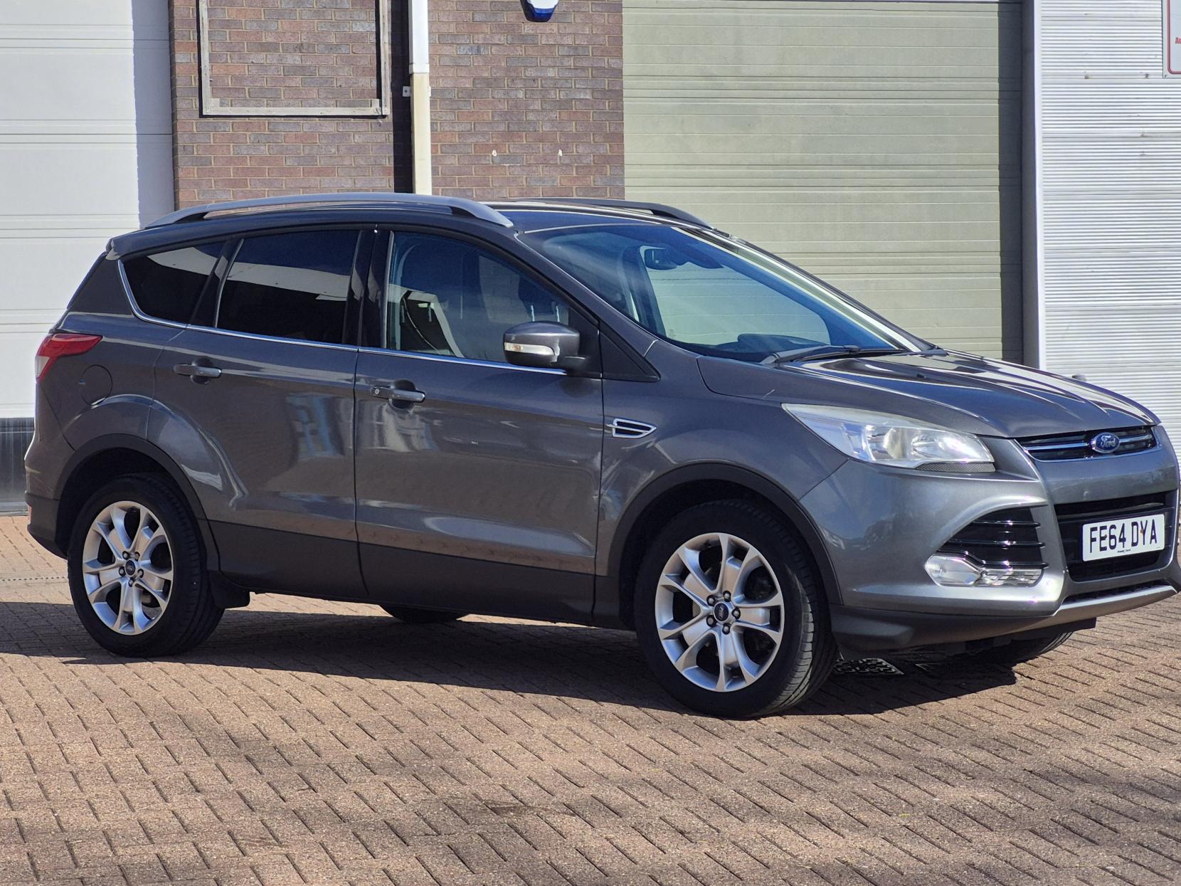 Ford Kuga 2.0 TDCi Titanium SUV 5dr Diesel Manual 2WD Euro 5 (140 ps)