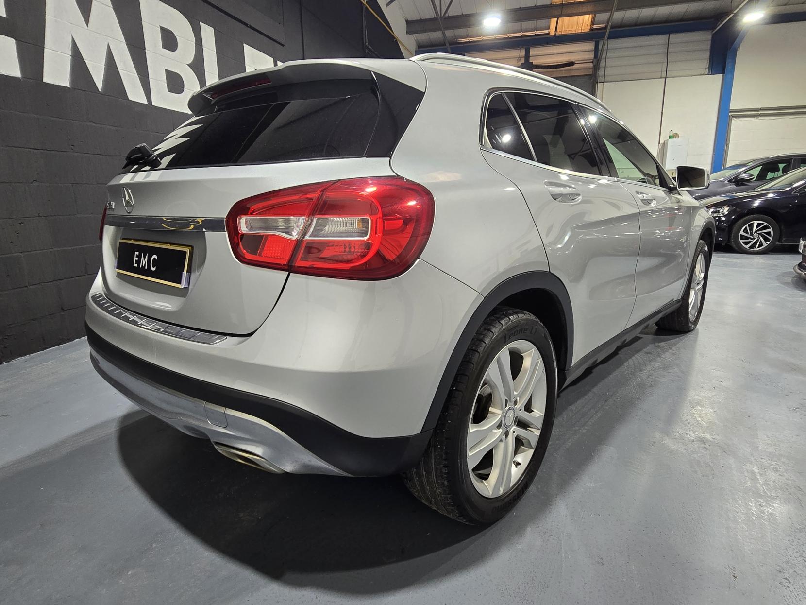 Mercedes-Benz GLA 2.1 GLA200d Sport SUV 5dr Diesel Manual Euro 6 (s/s) (136 ps)