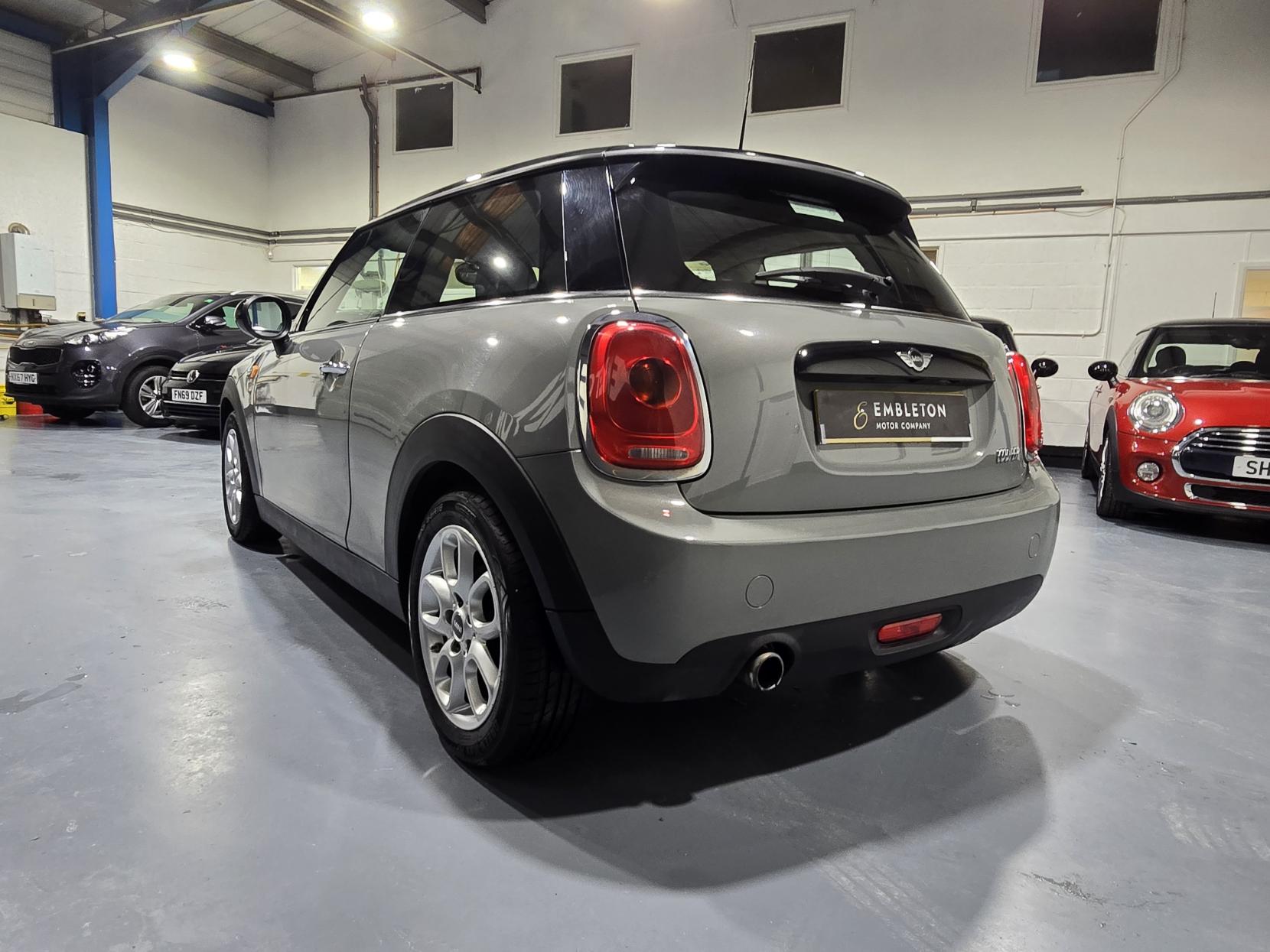 MINI Hatch 1.5 Cooper Hatchback 3dr Petrol Manual Euro 6 (s/s) (136 ps)