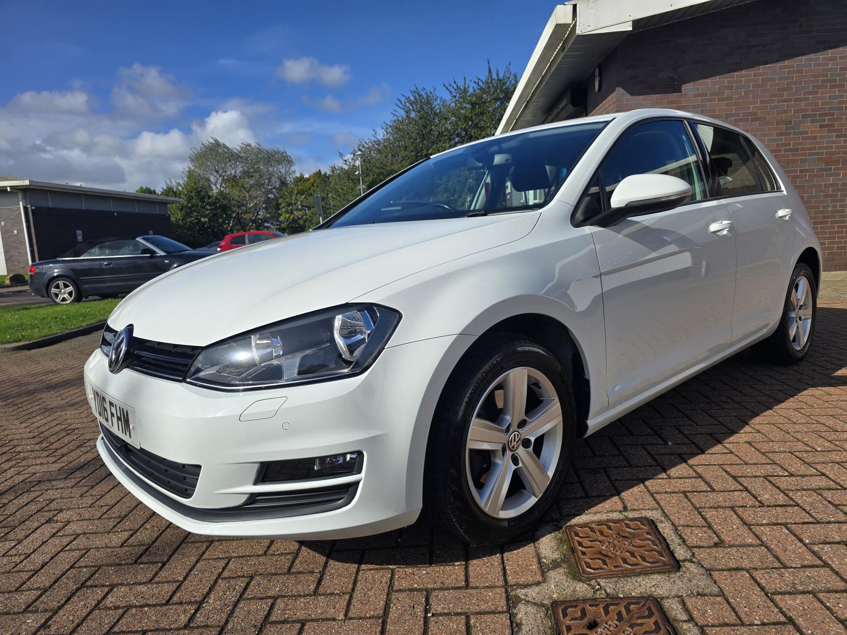 Volkswagen Golf 1.4 TSI BlueMotion Tech Match Edition Hatchback 5dr Petrol Manual Euro 6 (s/s) (125 ps)