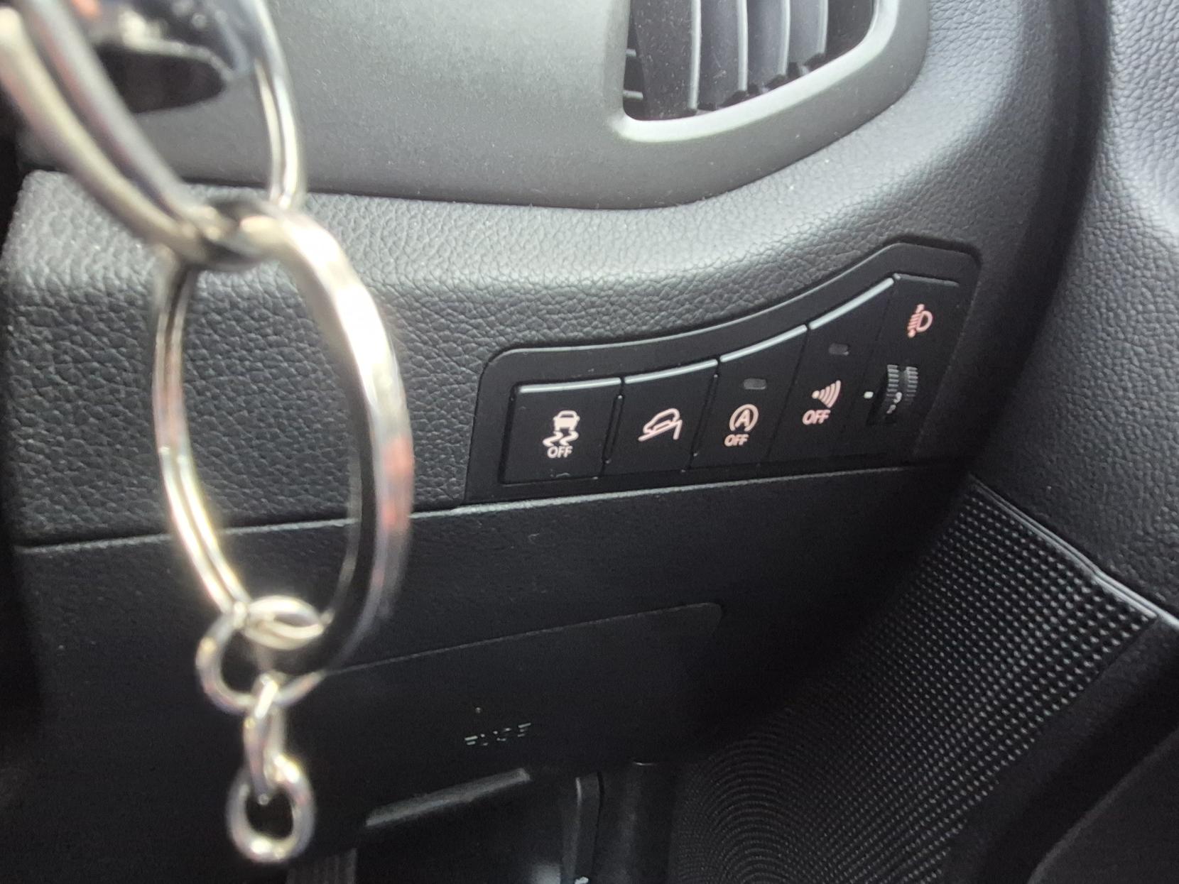 Kia Sportage 1.7 CRDi EcoDynamics 2 SUV 5dr Diesel Manual 2WD Euro 5 (s/s) (114 bhp)