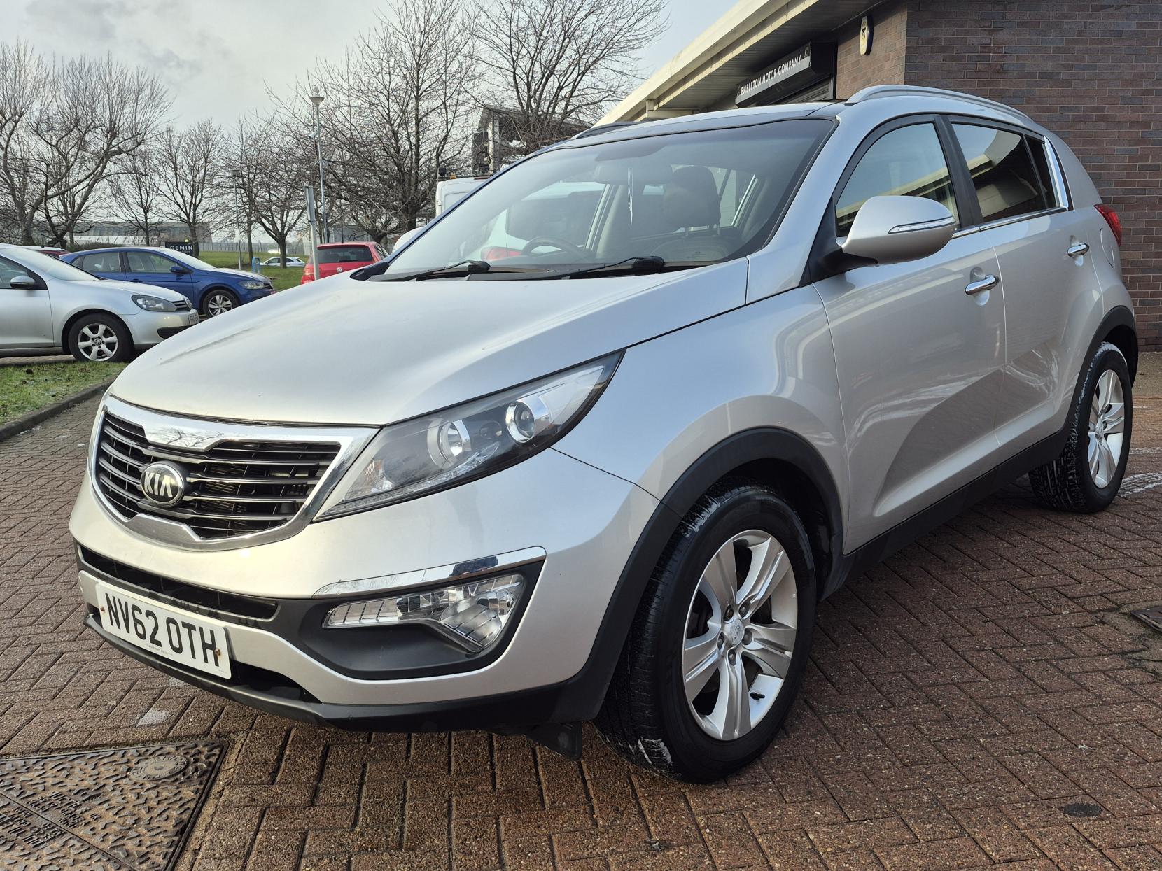 Kia Sportage 1.7 CRDi EcoDynamics 2 SUV 5dr Diesel Manual 2WD Euro 5 (s/s) (114 bhp)