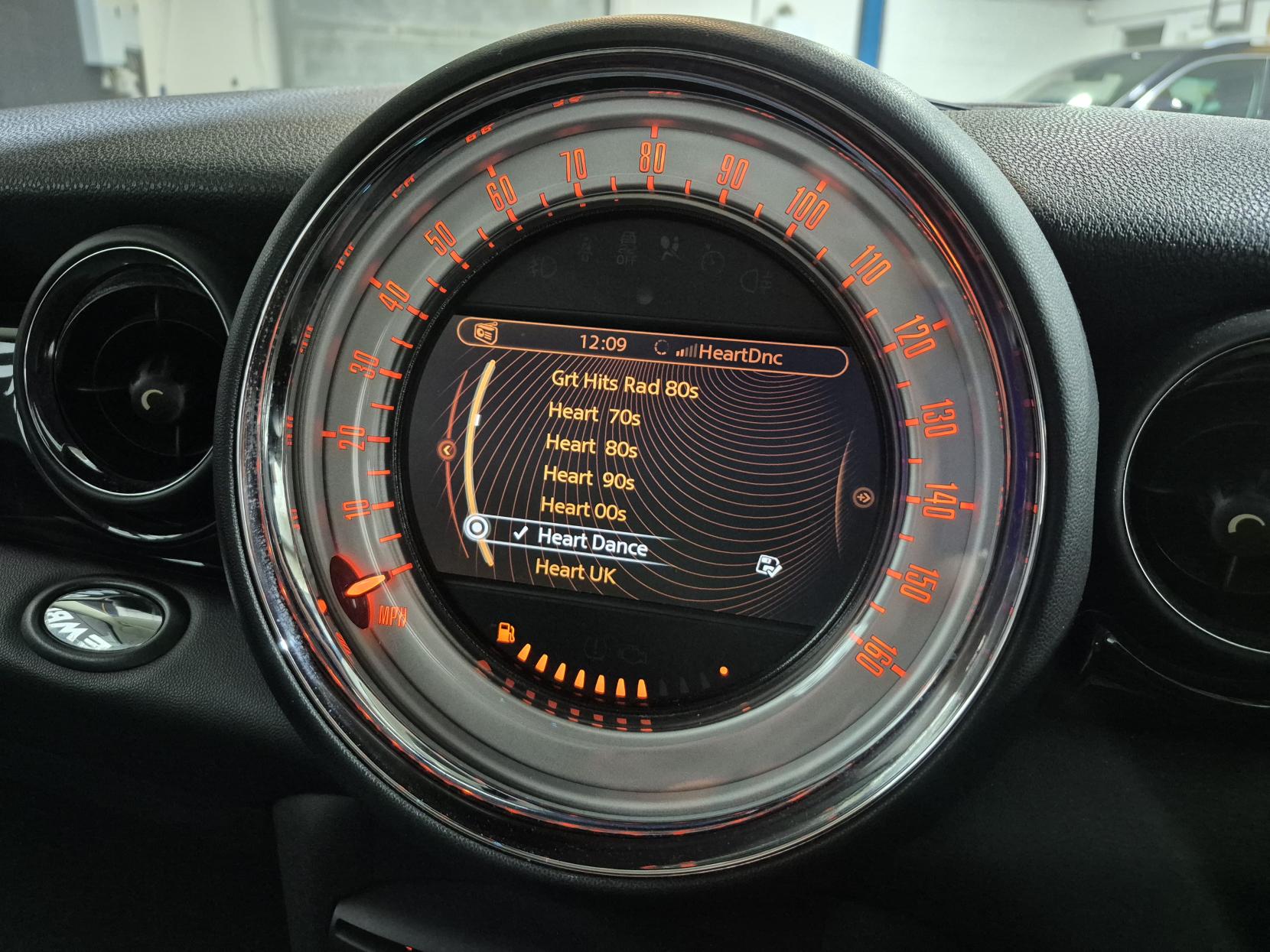 MINI Hatch 1.6 Cooper S Hatchback 3dr Petrol Manual Euro 5 (s/s) (184 ps)