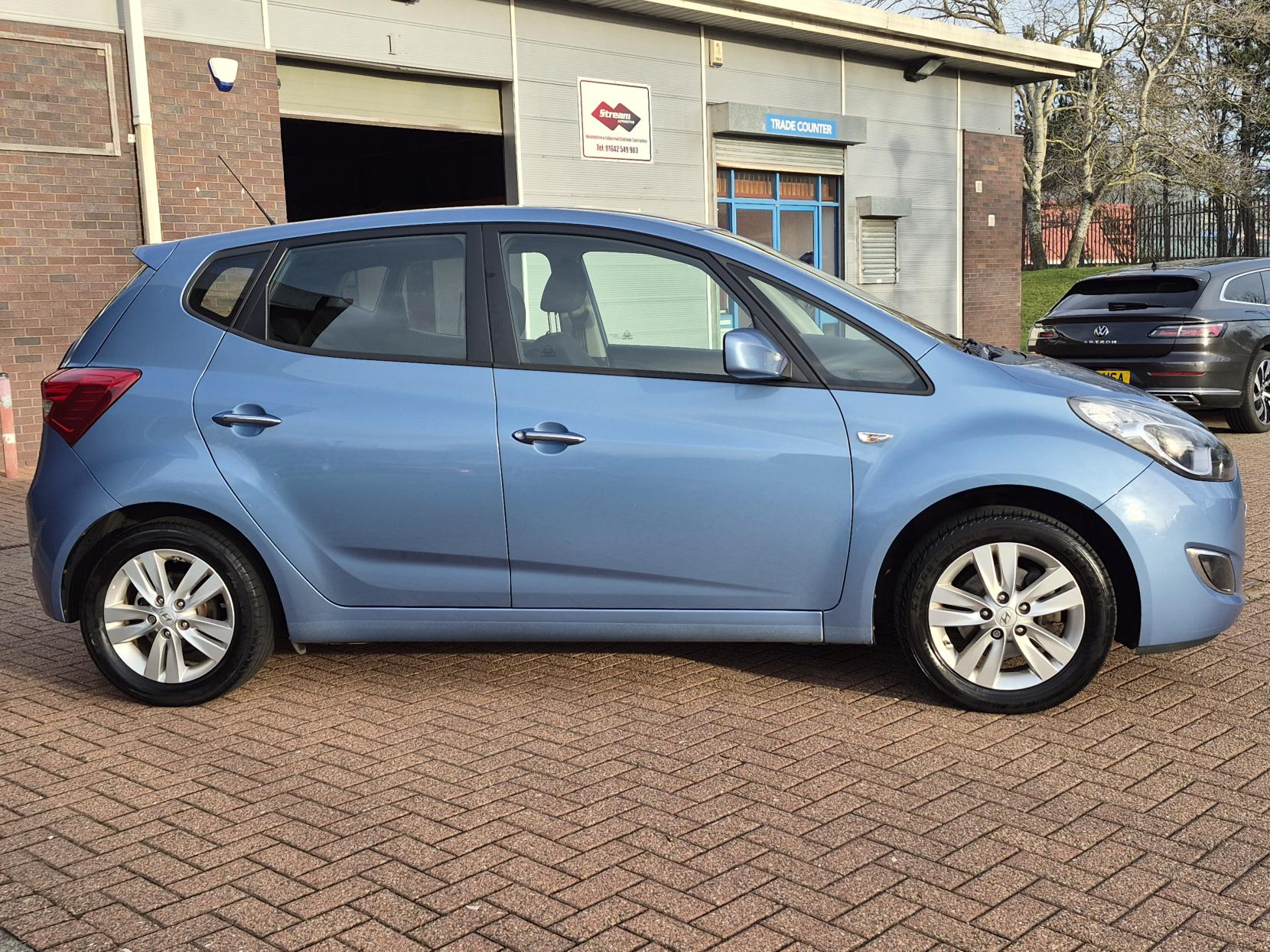 Hyundai ix20 1.4 Active Hatchback 5dr Petrol Manual Euro 5 (90 bhp)