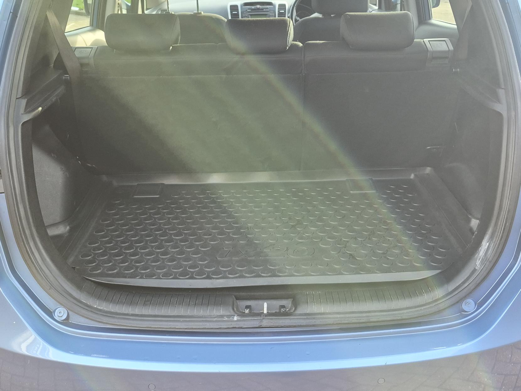 Hyundai ix20 1.4 Active Hatchback 5dr Petrol Manual Euro 5 (90 bhp)