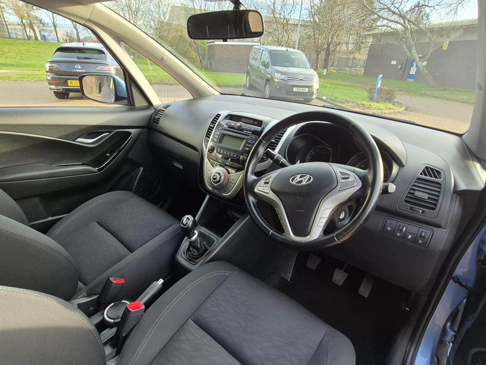 Hyundai ix20 1.4 Active Hatchback 5dr Petrol Manual Euro 5 (90 bhp)