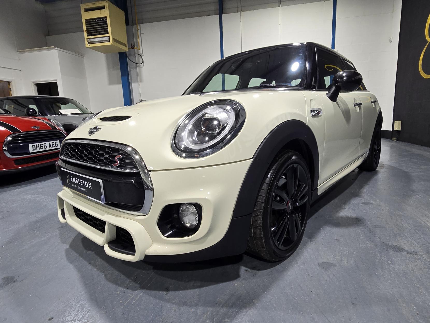 MINI Hatch 2.0 Cooper S Sport Hatchback 5dr Petrol Steptronic Euro 6 (s/s) (192 ps)