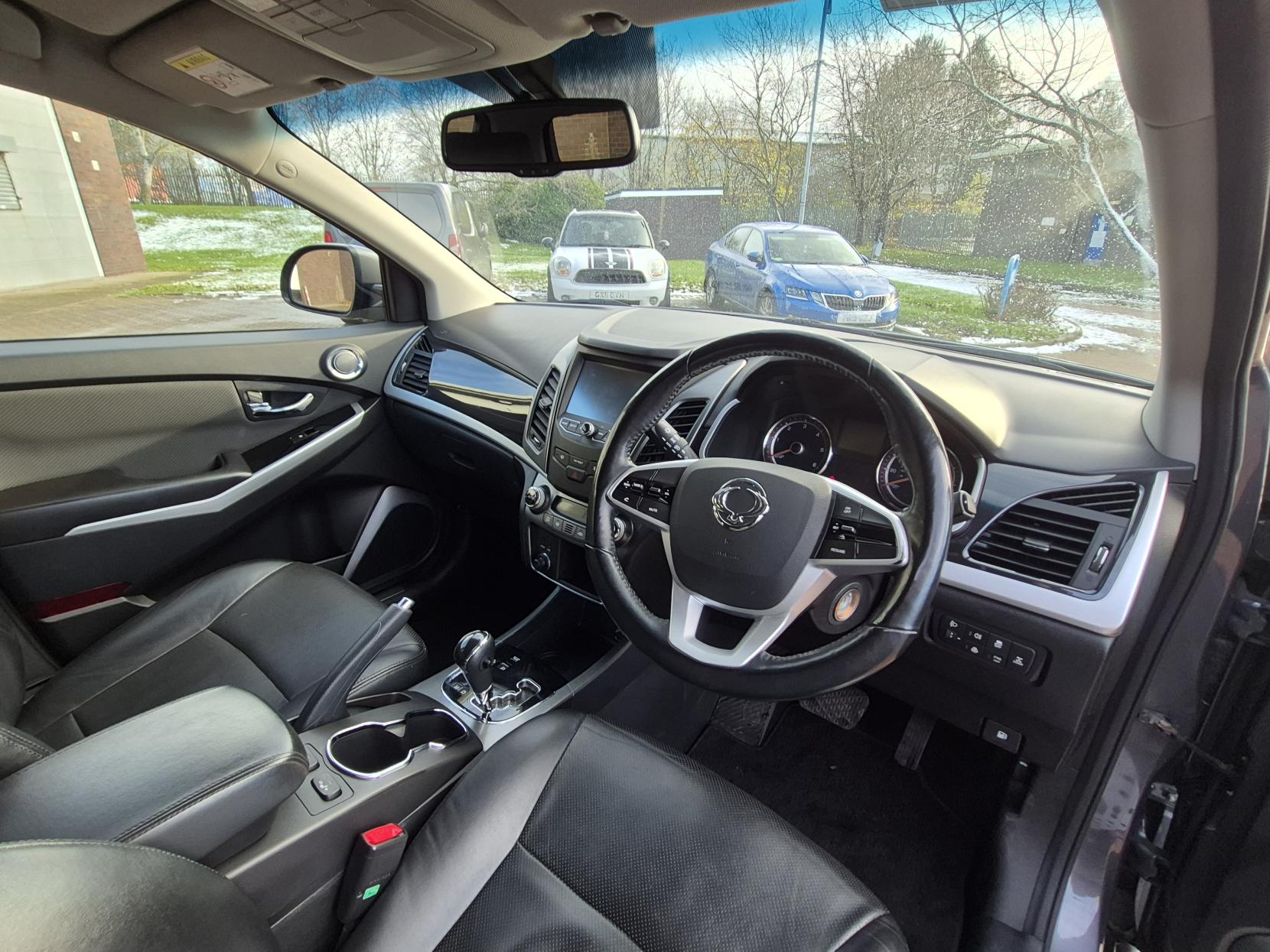 SsangYong Korando 2.2D ELX SUV 5dr Diesel Auto 4WD Euro 6 (178 ps)