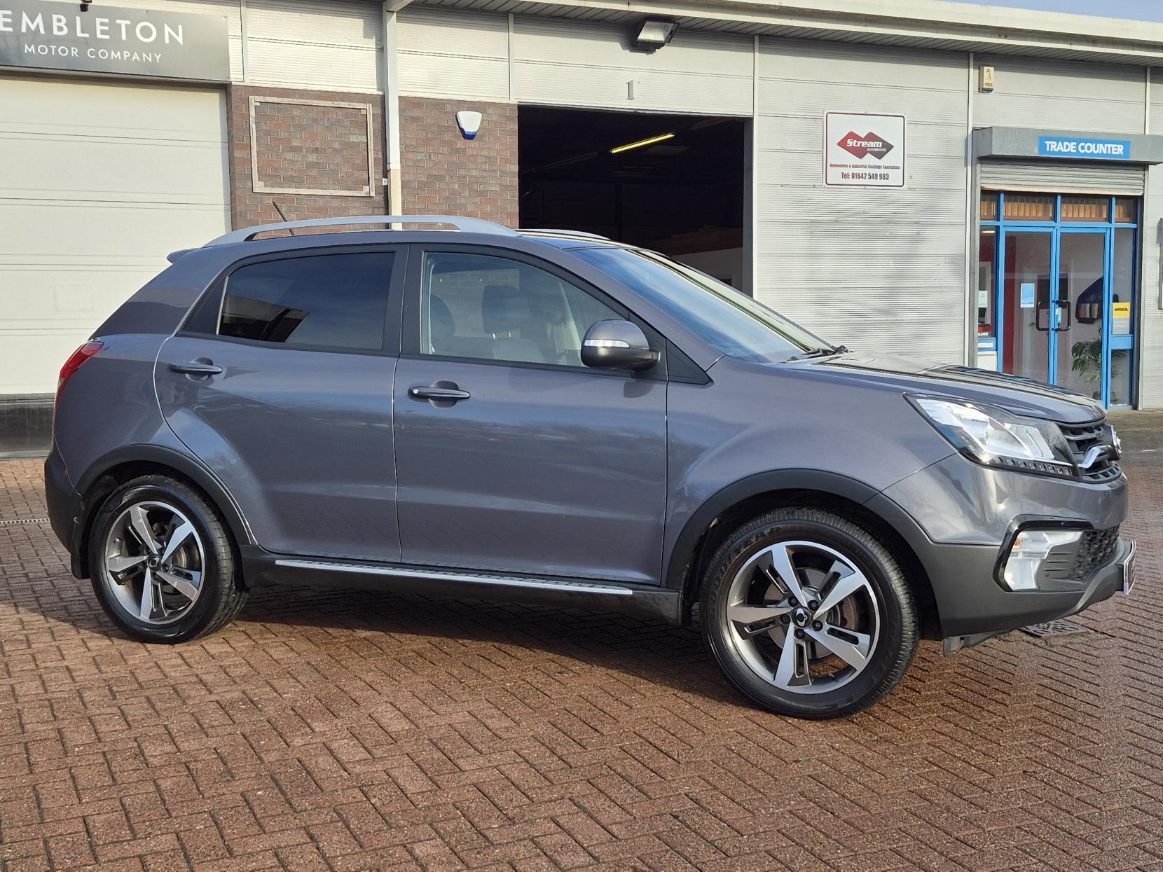 SsangYong Korando 2.2D ELX SUV 5dr Diesel Auto 4WD Euro 6 (178 ps)