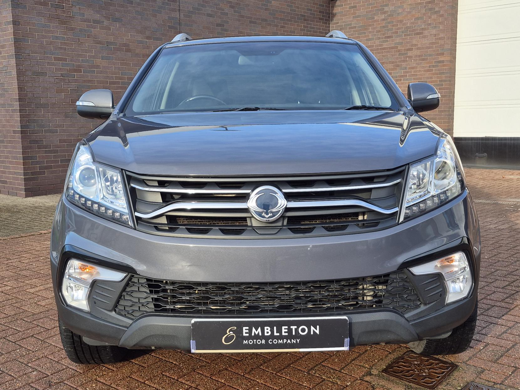 SsangYong Korando 2.2D ELX SUV 5dr Diesel Auto 4WD Euro 6 (178 ps)