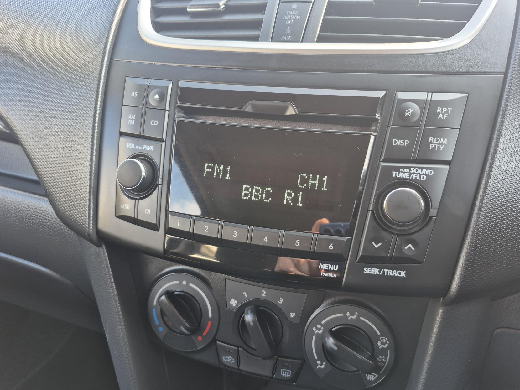 Suzuki Swift 1.2 SZ2 Hatchback 3dr Petrol Manual Euro 5 (94 ps)