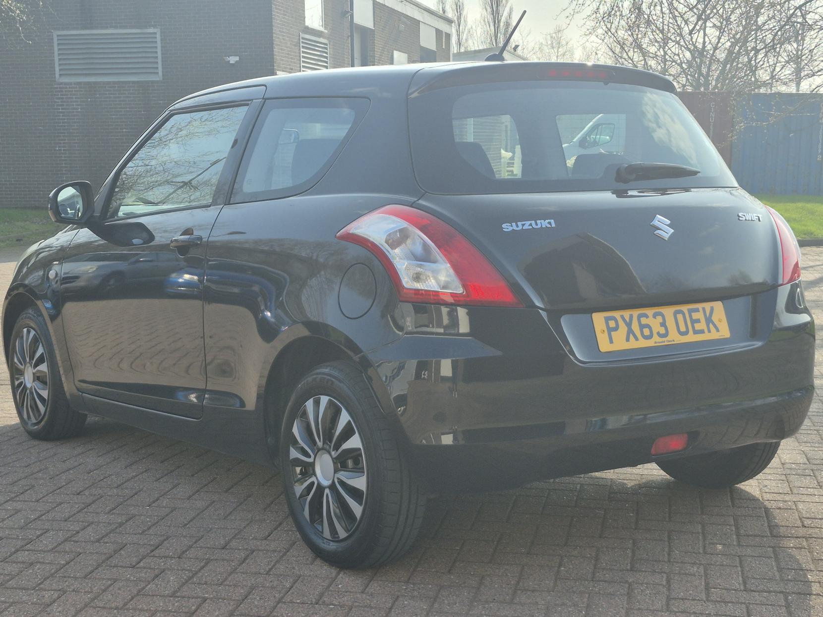 Suzuki Swift 1.2 SZ2 Hatchback 3dr Petrol Manual Euro 5 (94 ps)