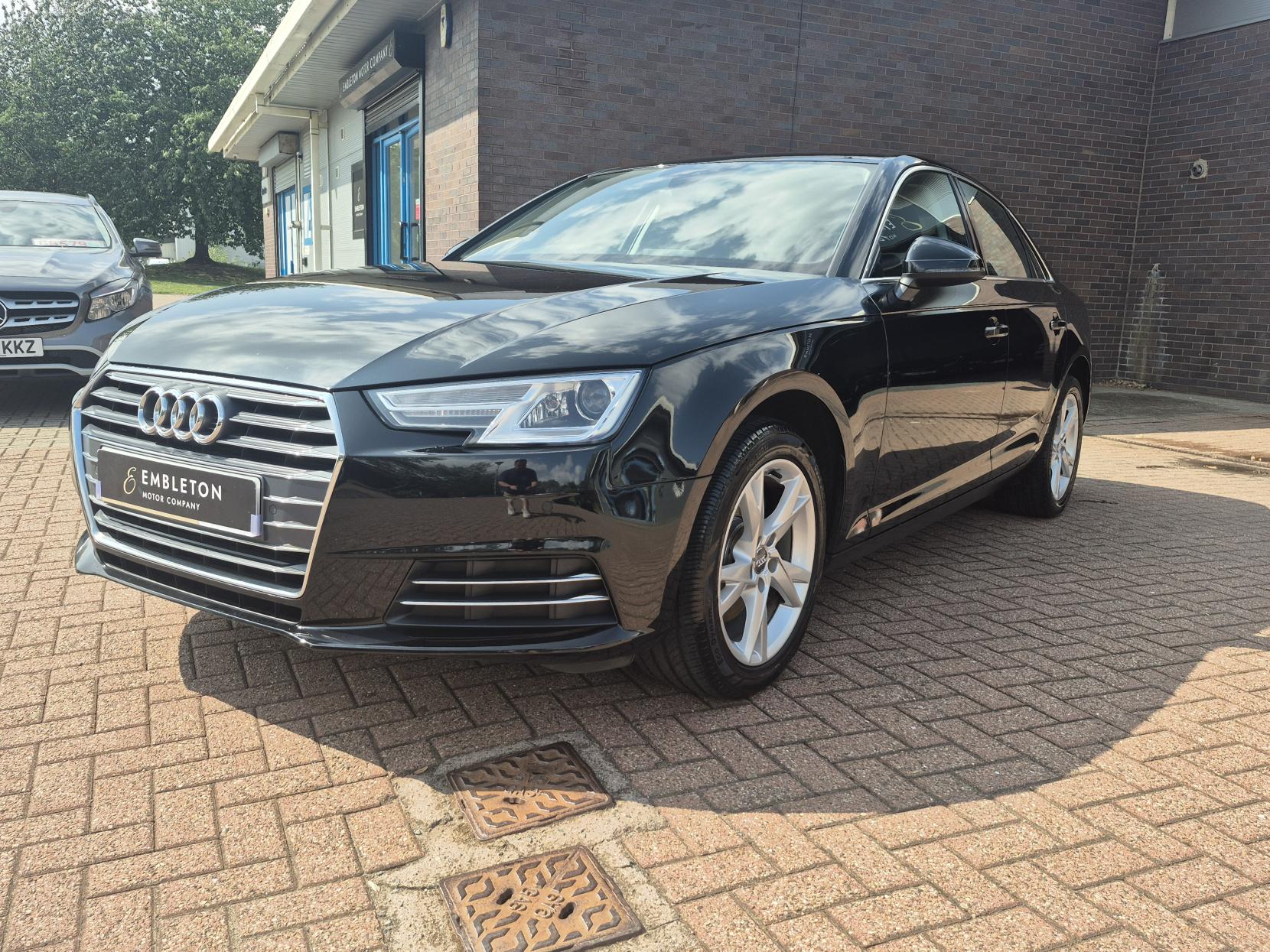 Audi A4 1.4 TFSI Sport Saloon 4dr Petrol Manual Euro 6 (s/s) (150 ps)