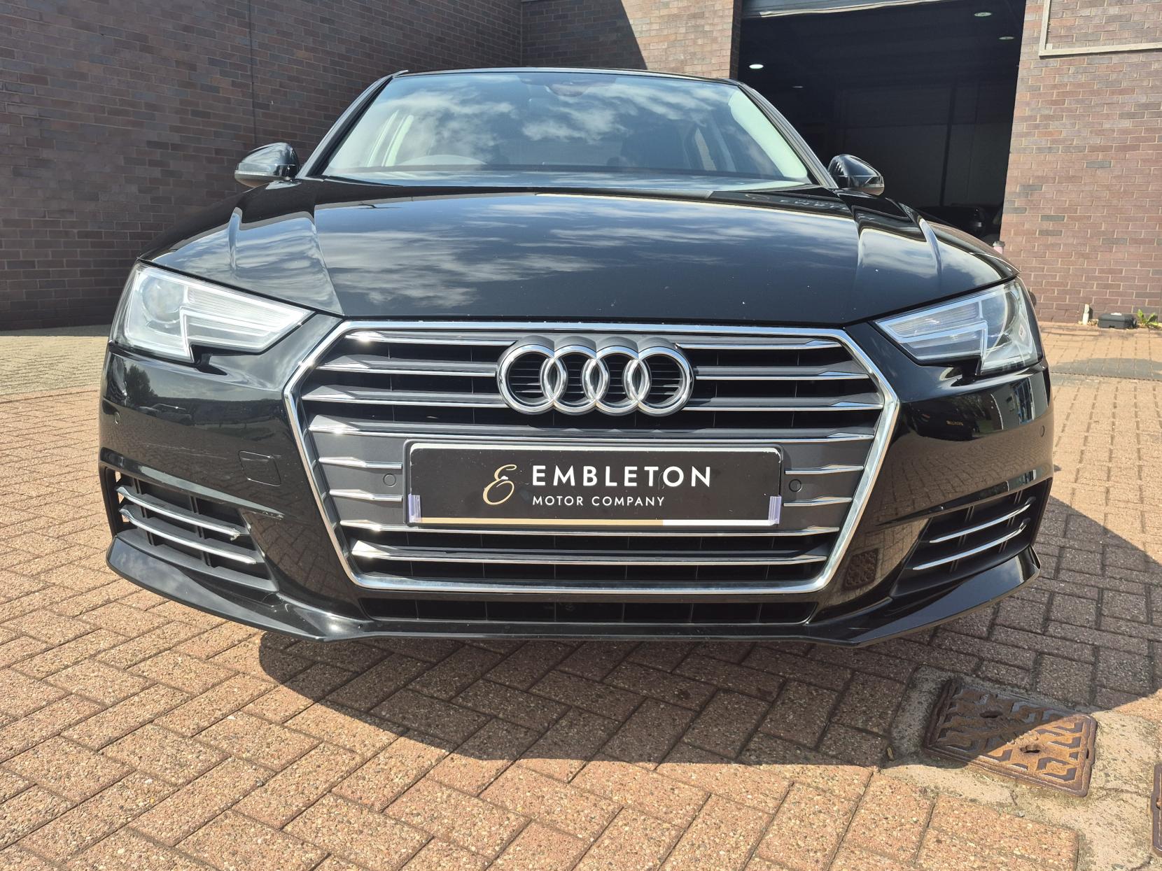 Audi A4 1.4 TFSI Sport Saloon 4dr Petrol Manual Euro 6 (s/s) (150 ps)