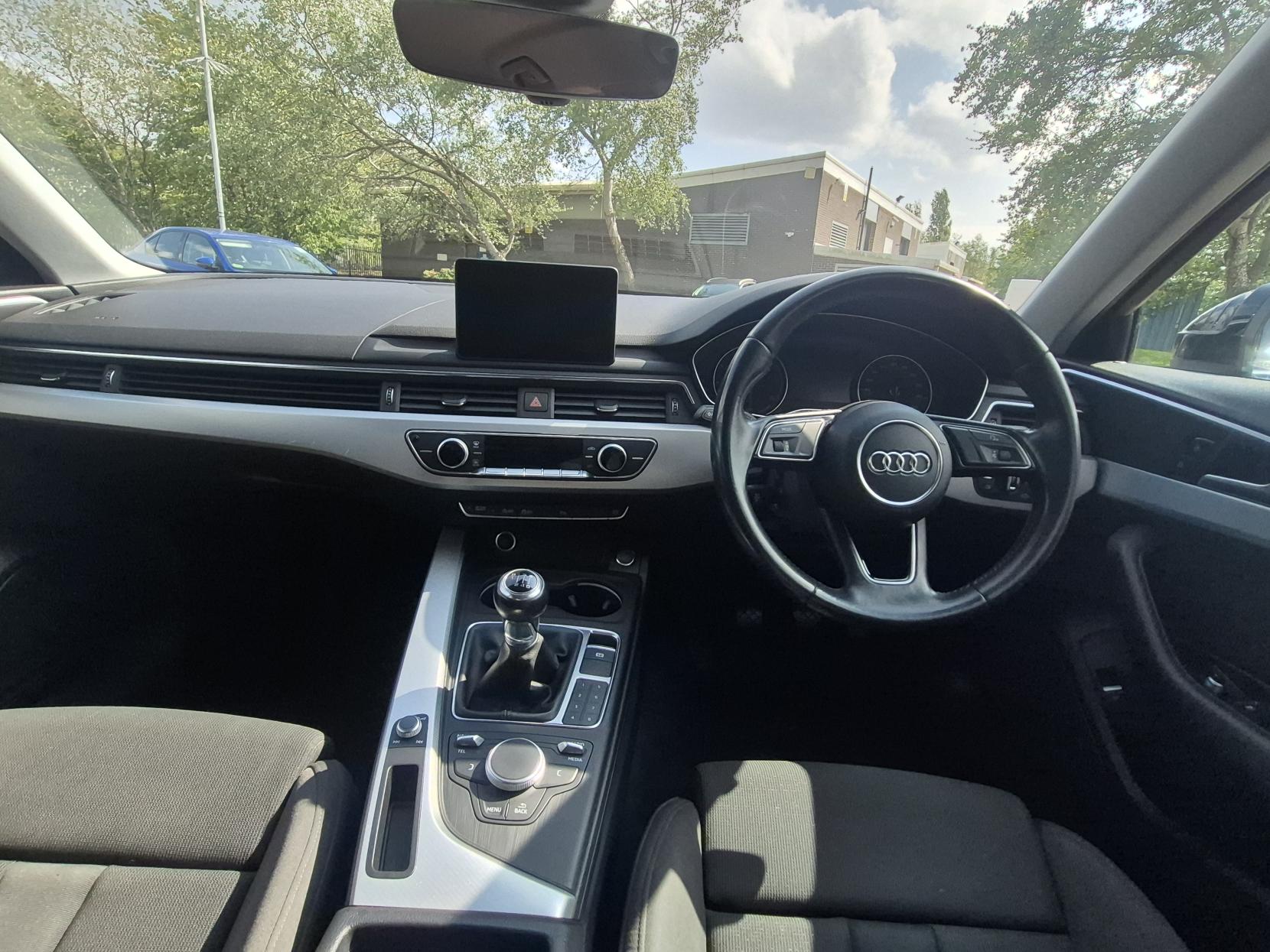 Audi A4 1.4 TFSI Sport Saloon 4dr Petrol Manual Euro 6 (s/s) (150 ps)