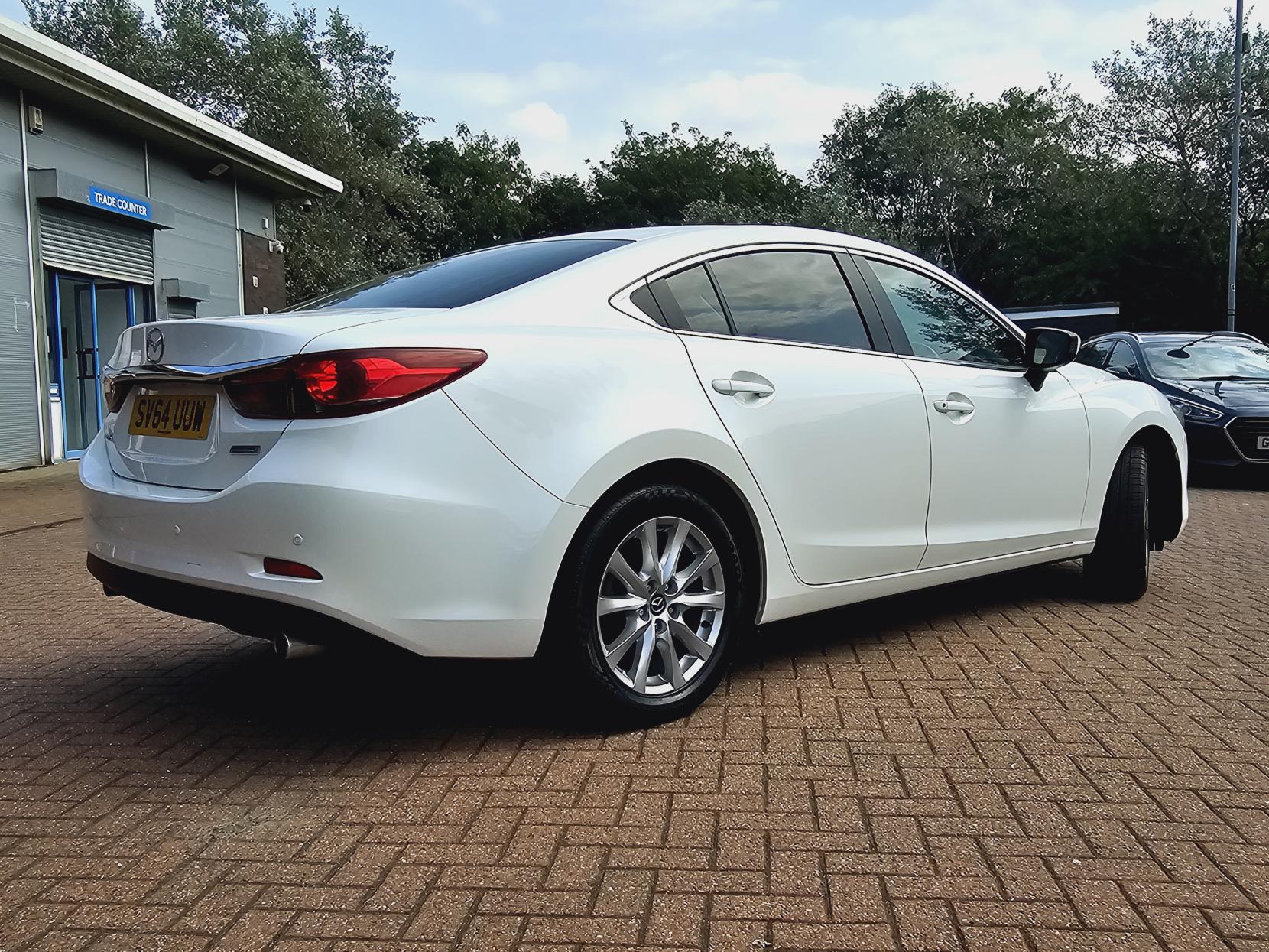 Mazda Mazda6 2.0 SKYACTIV-G SE-L Nav Saloon 4dr Petrol Manual Euro 5 (s/s) (145 ps)