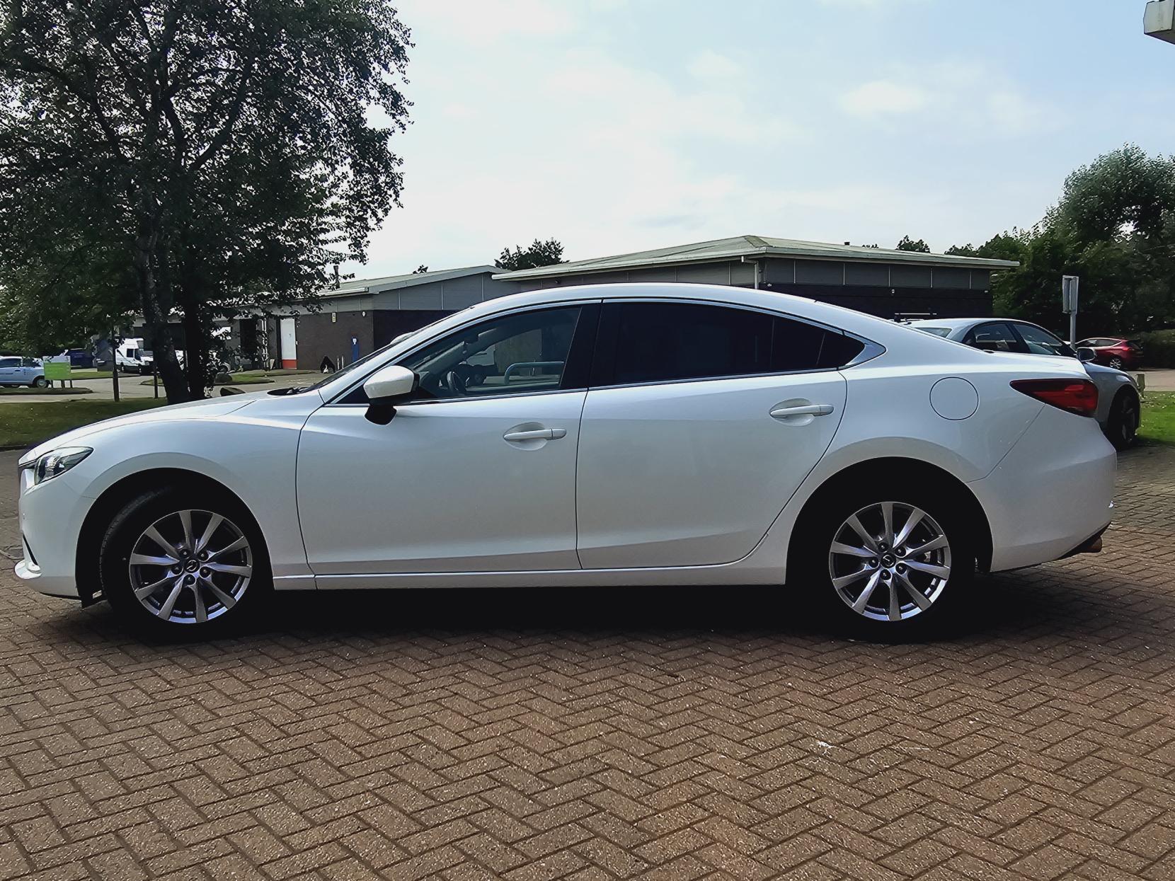 Mazda Mazda6 2.0 SKYACTIV-G SE-L Nav Saloon 4dr Petrol Manual Euro 5 (s/s) (145 ps)