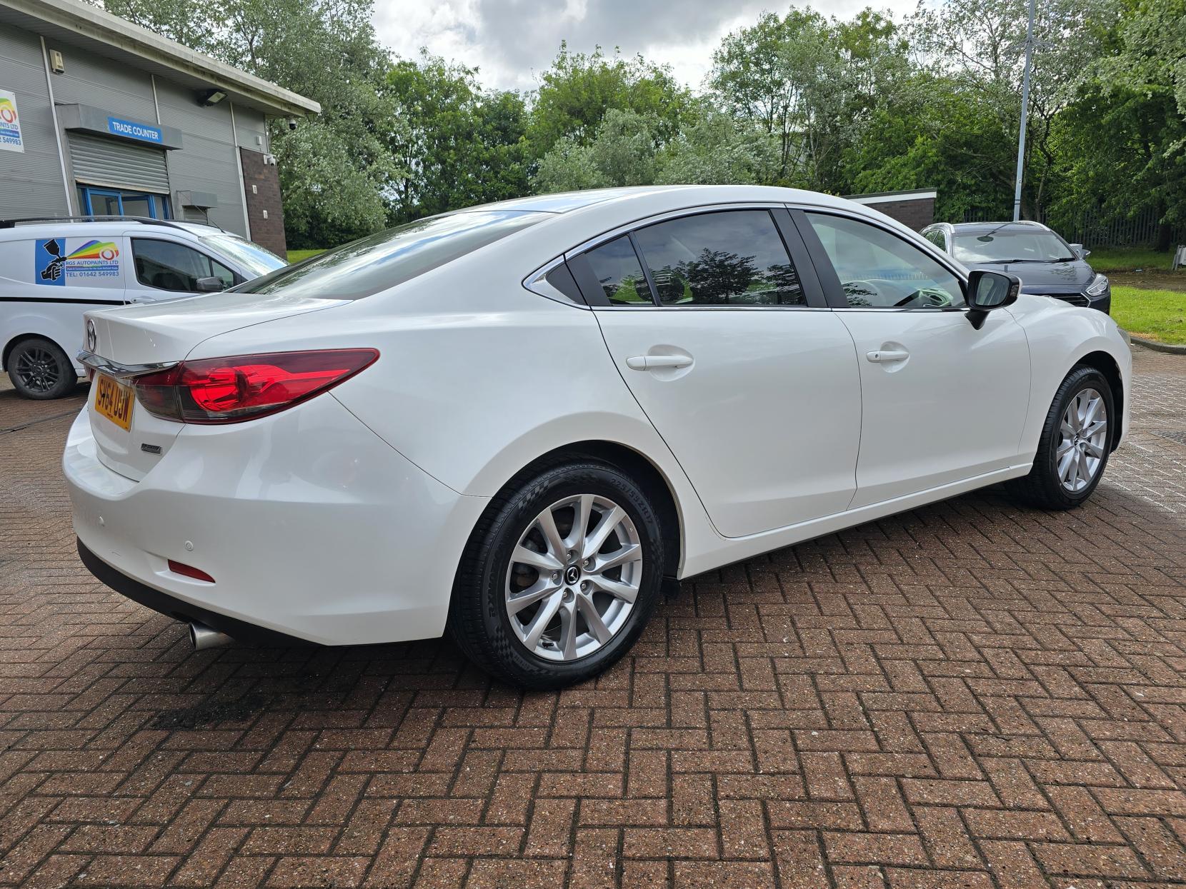 Mazda Mazda6 2.0 SKYACTIV-G SE-L Nav Saloon 4dr Petrol Manual Euro 5 (s/s) (145 ps)