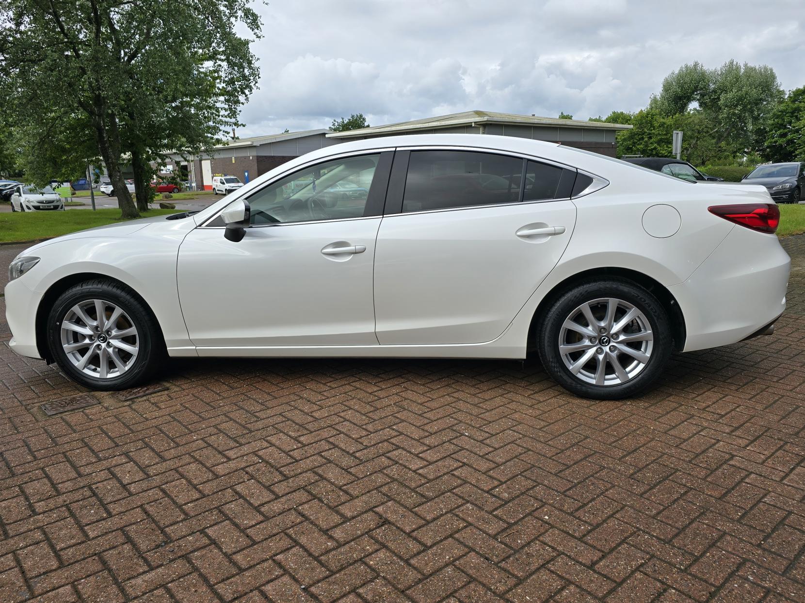 Mazda Mazda6 2.0 SKYACTIV-G SE-L Nav Saloon 4dr Petrol Manual Euro 5 (s/s) (145 ps)