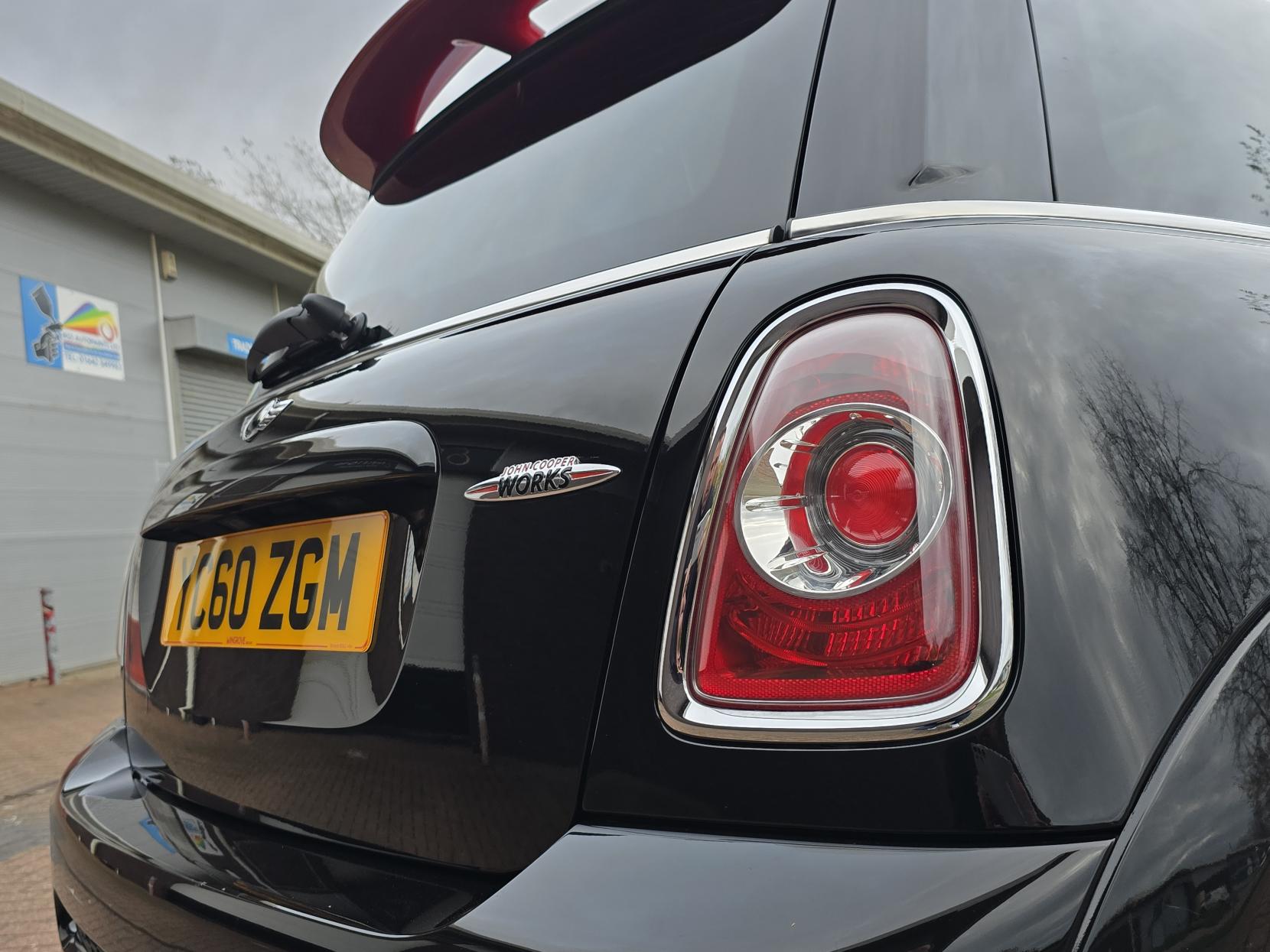 MINI Hatch 1.6 John Cooper Works Hatchback 3dr Petrol Manual Euro 5 (211 ps)