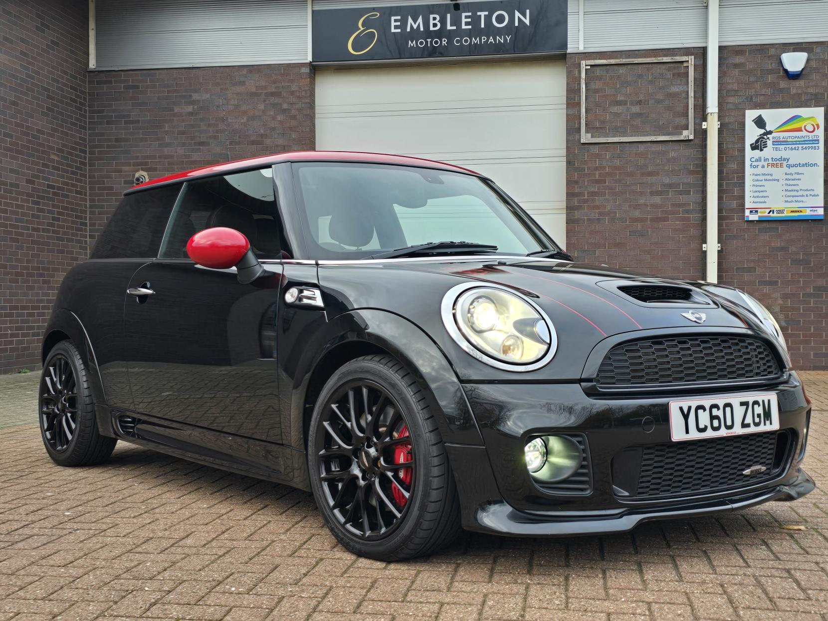 MINI Hatch 1.6 John Cooper Works Hatchback 3dr Petrol Manual Euro 5 (211 ps)