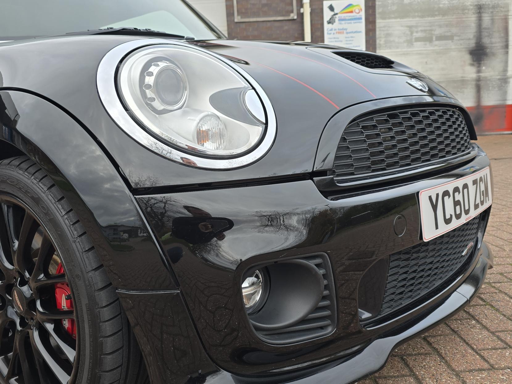 MINI Hatch 1.6 John Cooper Works Hatchback 3dr Petrol Manual Euro 5 (211 ps)