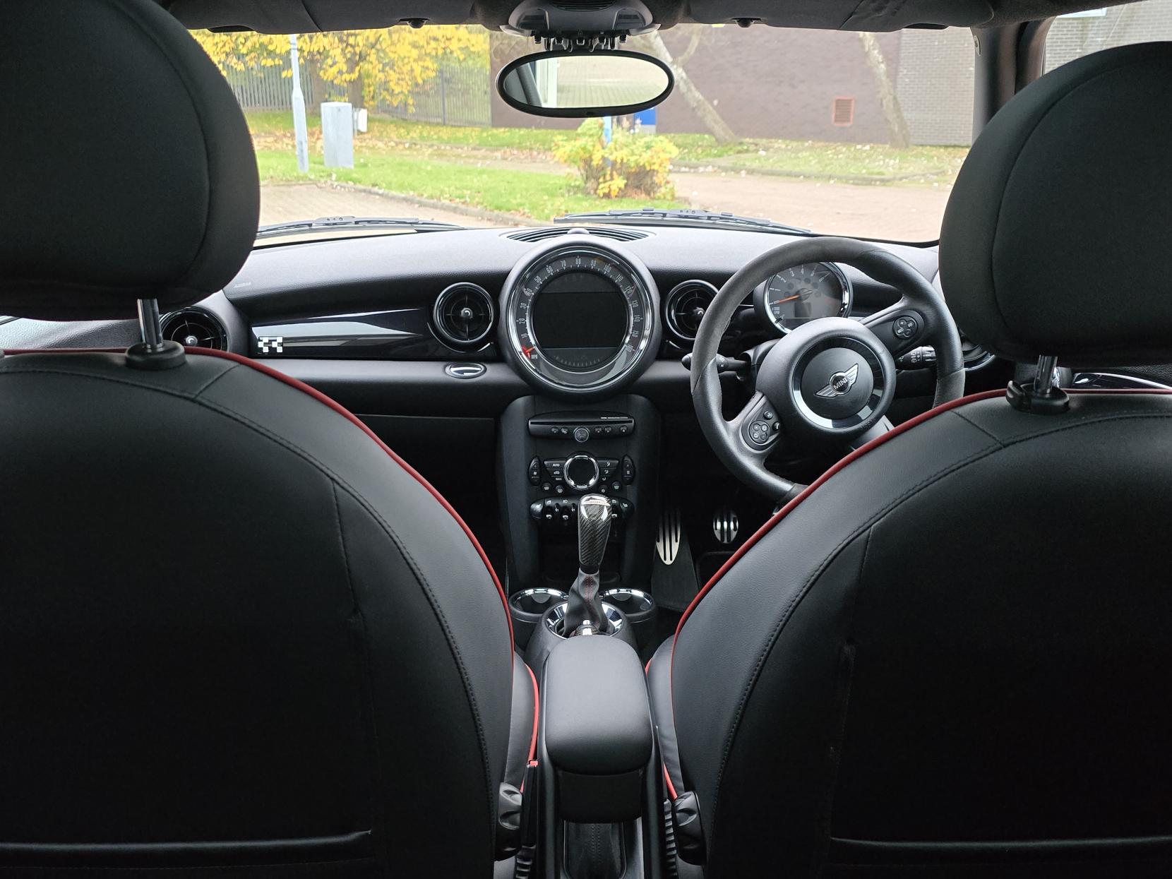 MINI Hatch 1.6 John Cooper Works Hatchback 3dr Petrol Manual Euro 5 (211 ps)