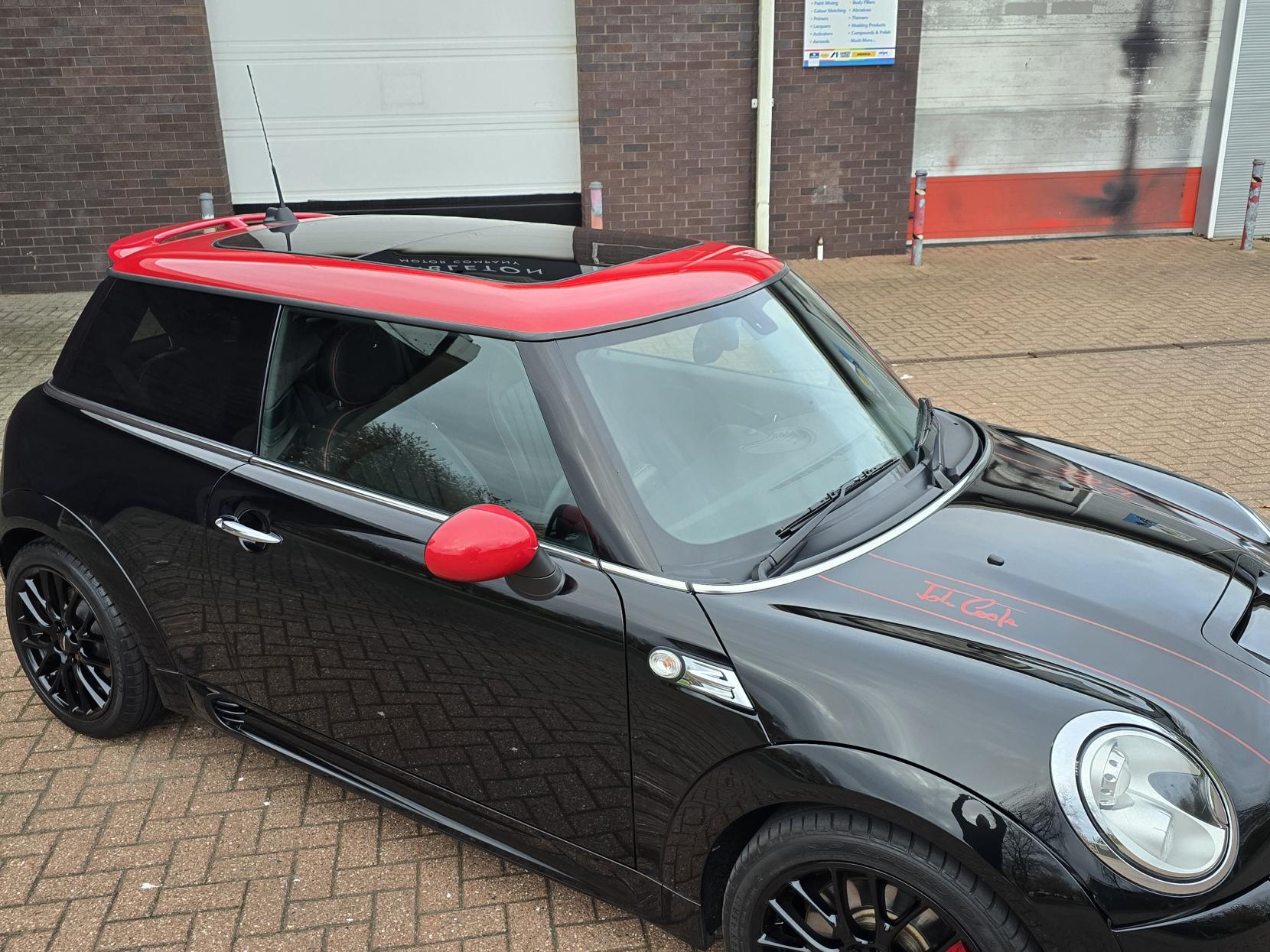 MINI Hatch 1.6 John Cooper Works Hatchback 3dr Petrol Manual Euro 5 (211 ps)