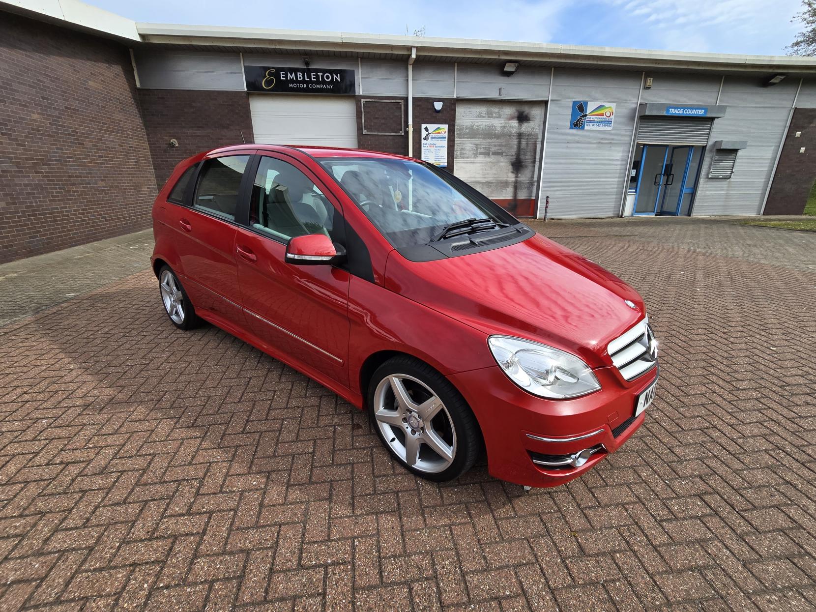 Mercedes-Benz B Class 1.7 B180 Sport MPV 5dr Petrol CVT (177 g/km, 116 bhp)