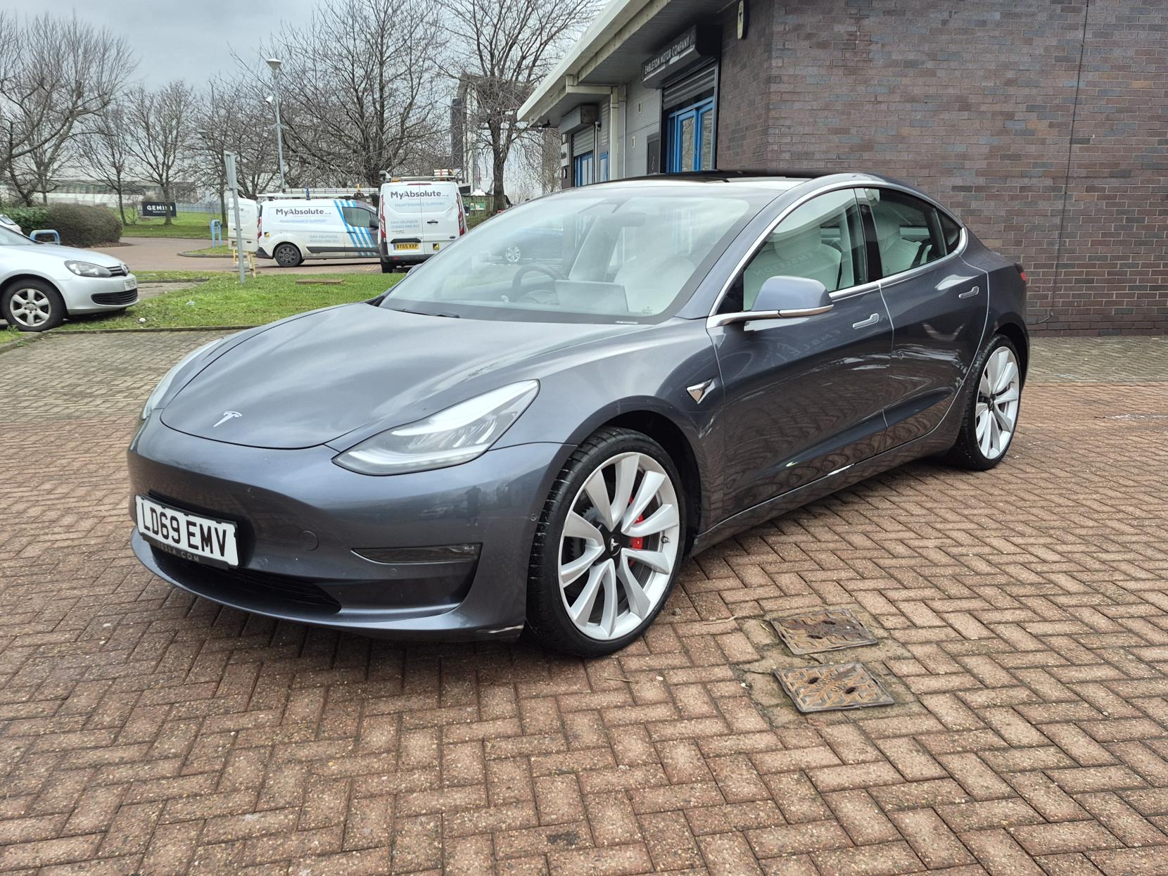 Tesla Model 3 (Dual Motor) Performance Saloon 4dr Electric Auto 4WDE (Performance Upgrade) (449 bhp)
