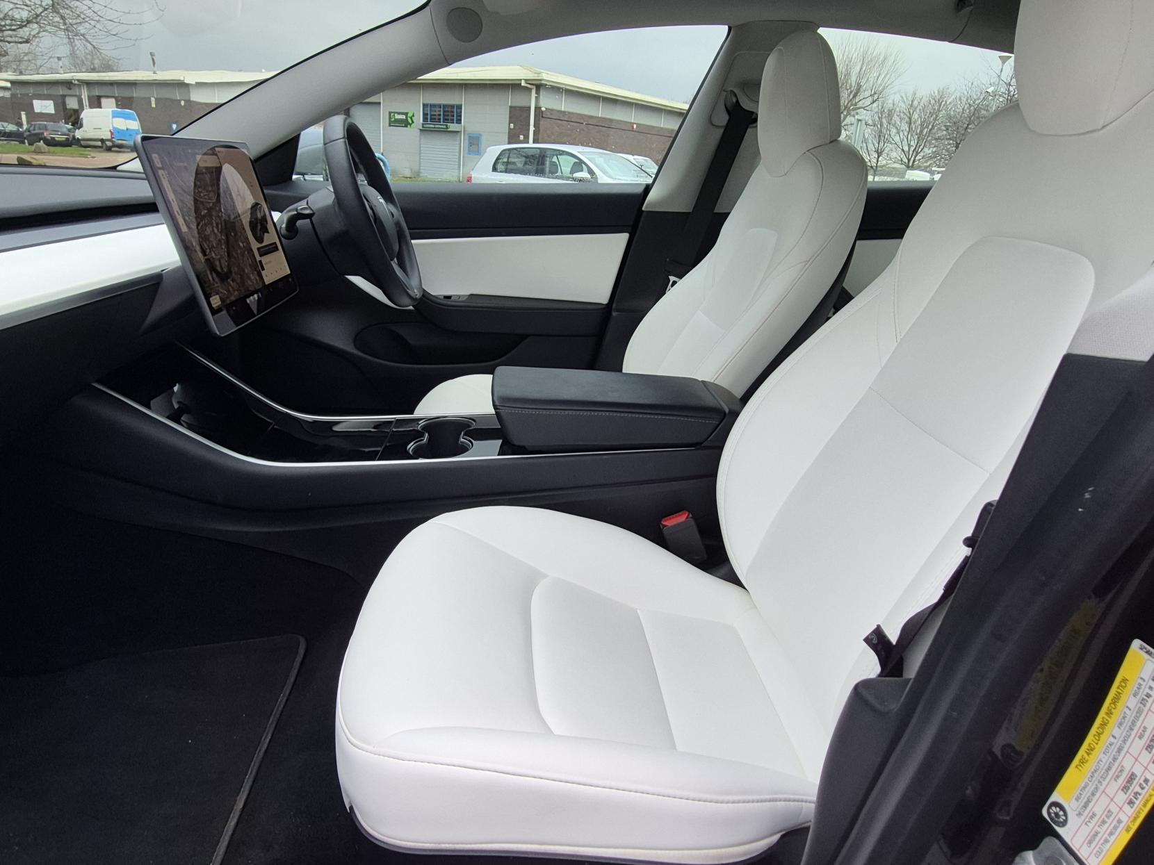 Tesla Model 3 (Dual Motor) Performance Saloon 4dr Electric Auto 4WDE (Performance Upgrade) (449 bhp)