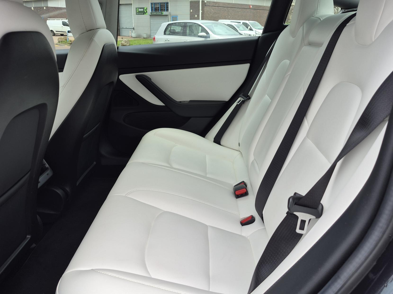 Tesla Model 3 (Dual Motor) Performance Saloon 4dr Electric Auto 4WDE (Performance Upgrade) (449 bhp)