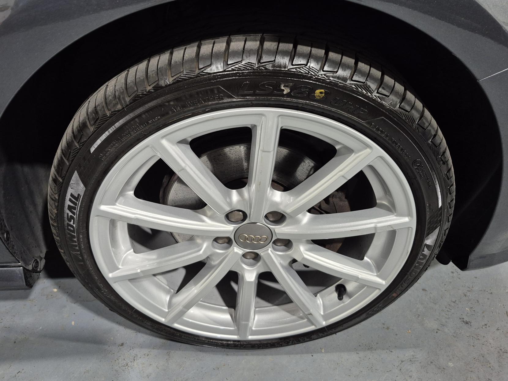 Audi A1 1.4 TFSI S line Hatchback 3dr Petrol Manual Euro 6 (s/s) (Nav) (125 ps)
