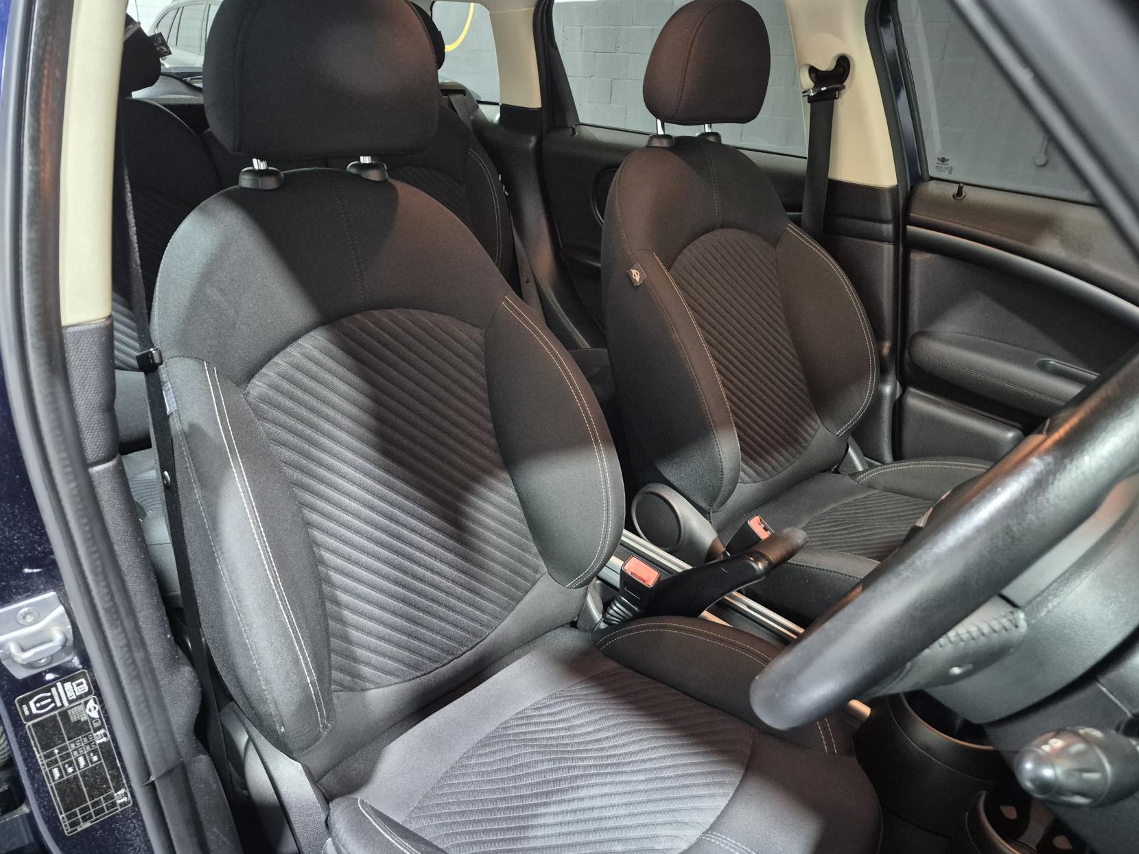 MINI Countryman 2.0 Cooper SD SUV 5dr Diesel Manual Euro 5 (s/s) (143 ps)